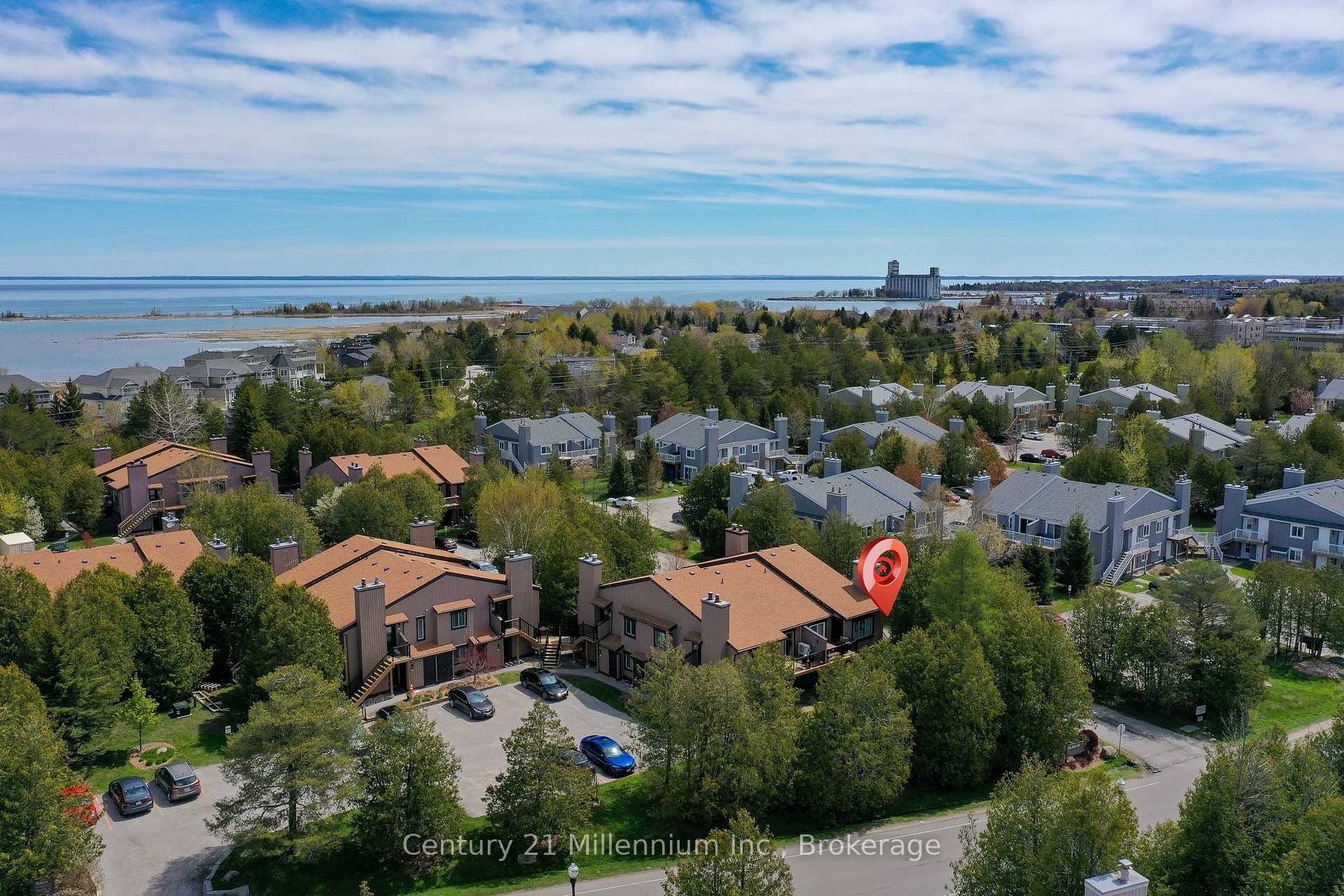 Photo 41 of Unit 98, 23 Dawson Drive, Collingwood — HOMEH