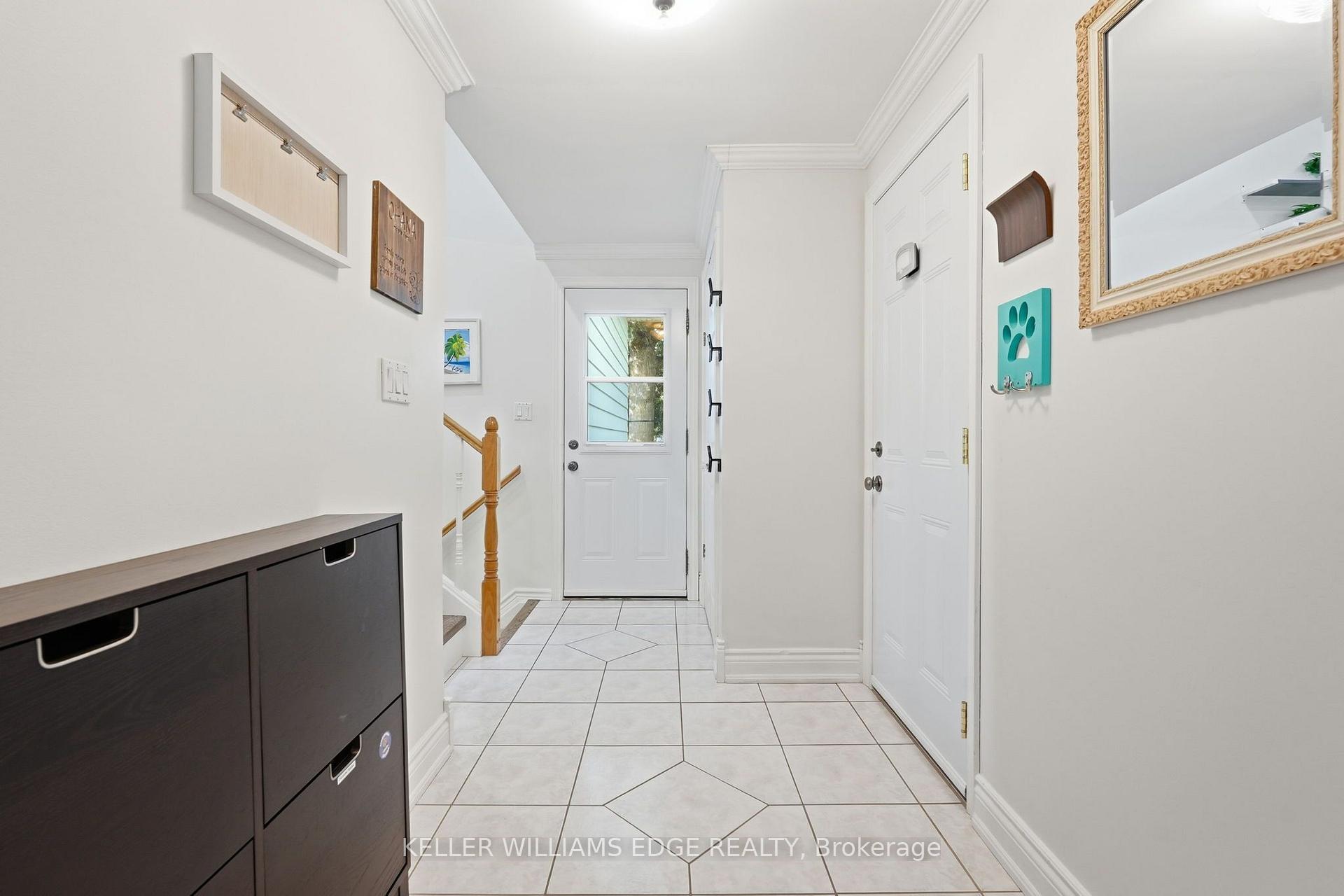 Photo 5 of 596 Louise Drive, Burlington, Shoreacres — HOMEH