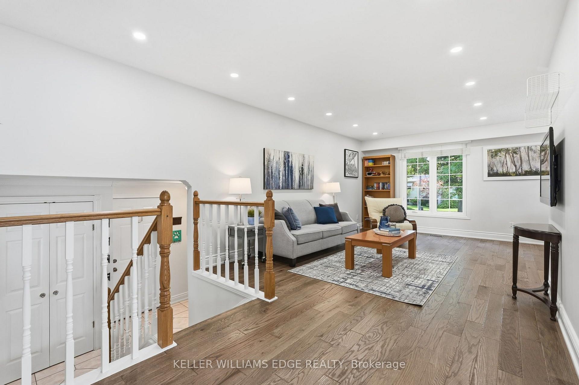 Photo 7 of 596 Louise Drive, Burlington, Shoreacres — HOMEH