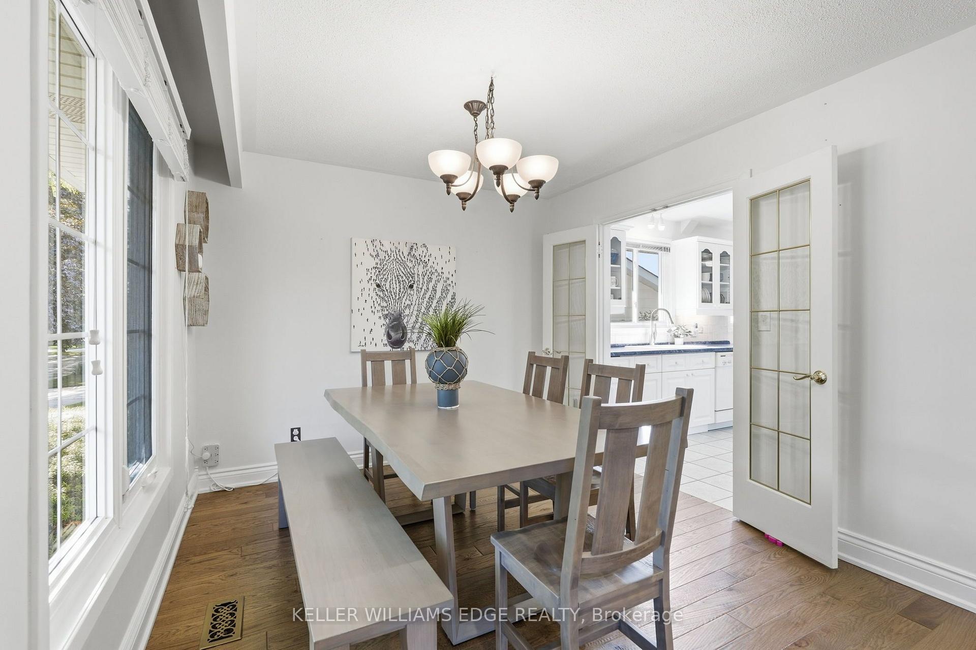 Photo 13 of 596 Louise Drive, Burlington, Shoreacres — HOMEH