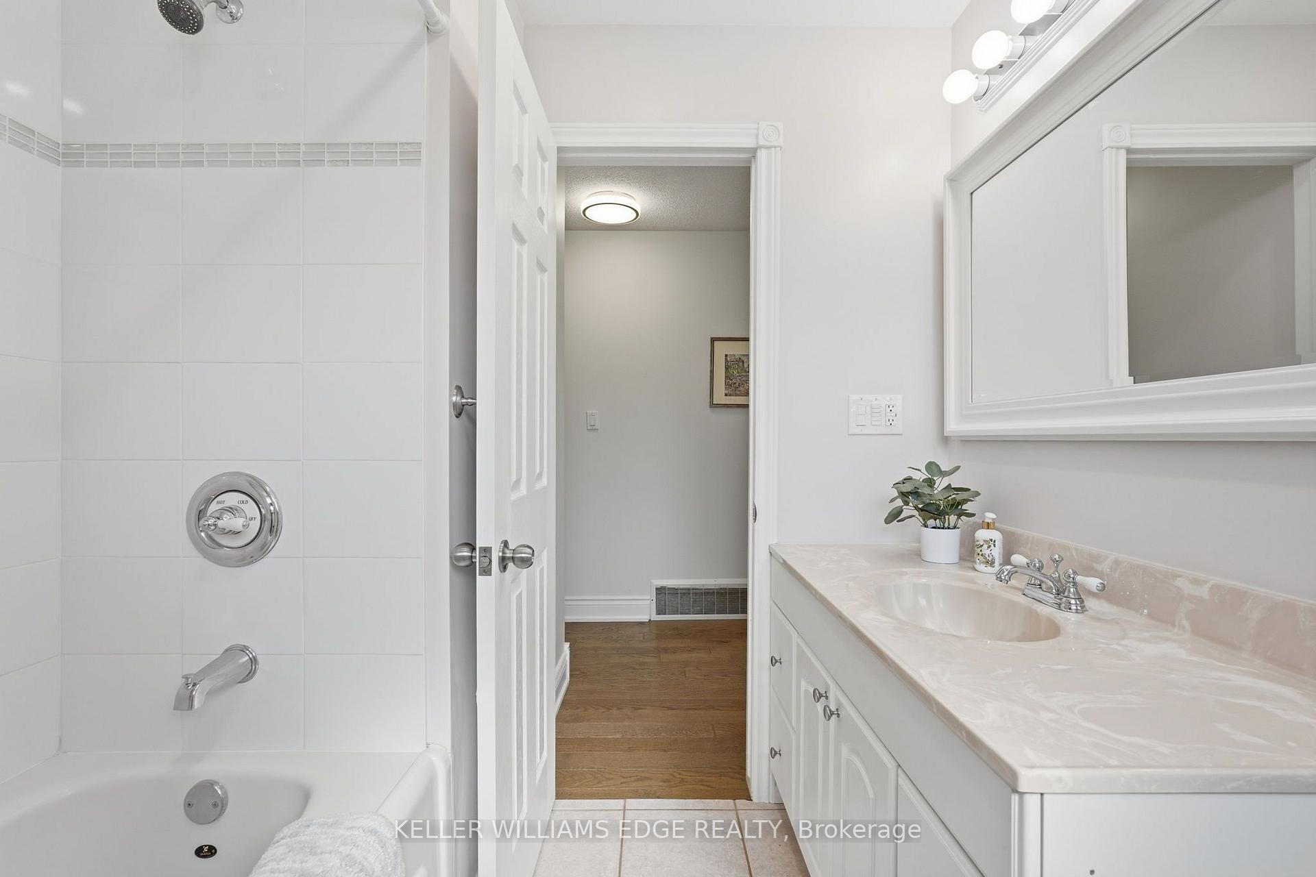 Photo 24 of 596 Louise Drive, Burlington, Shoreacres — HOMEH