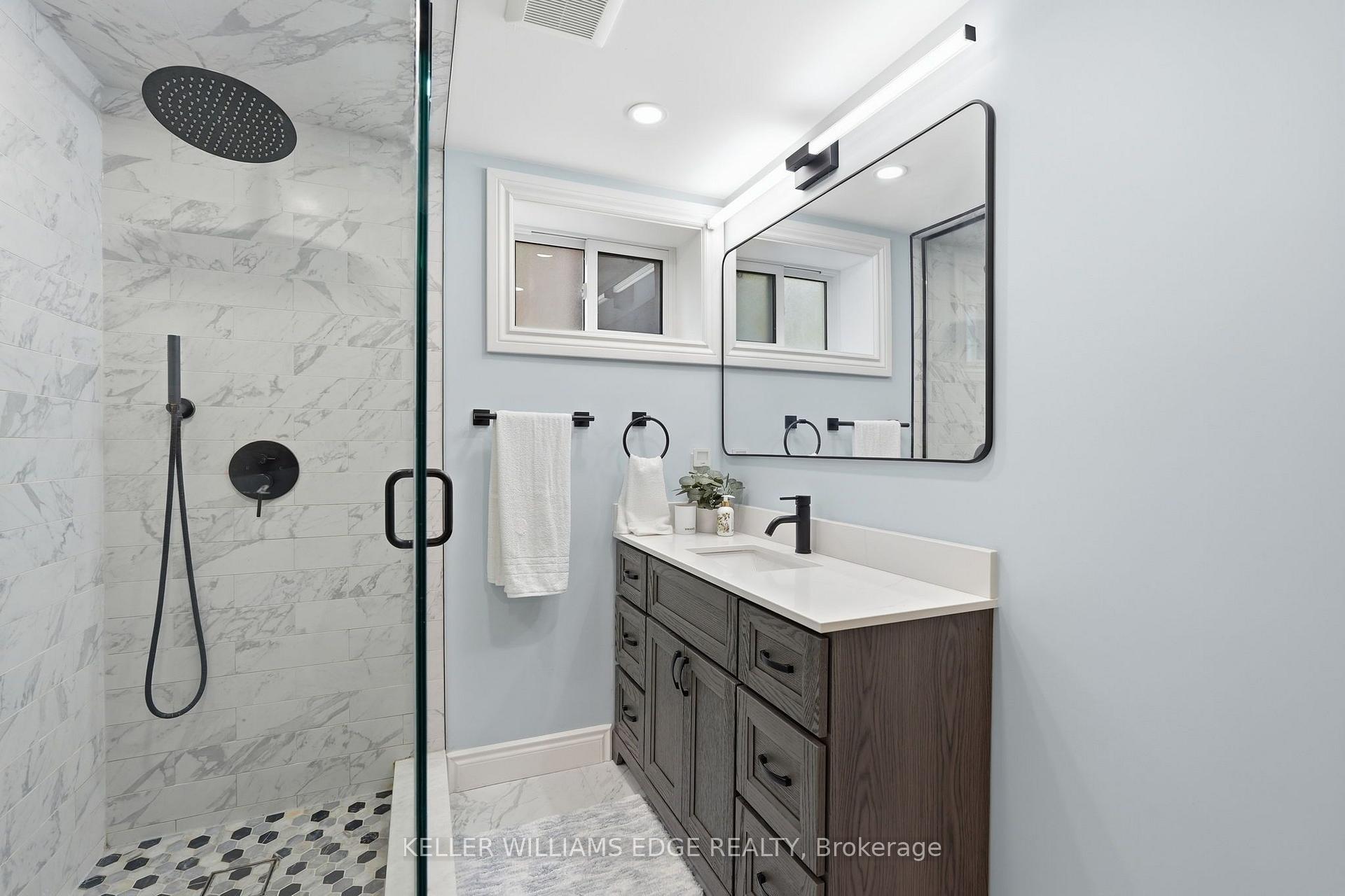 Photo 35 of 596 Louise Drive, Burlington, Shoreacres — HOMEH