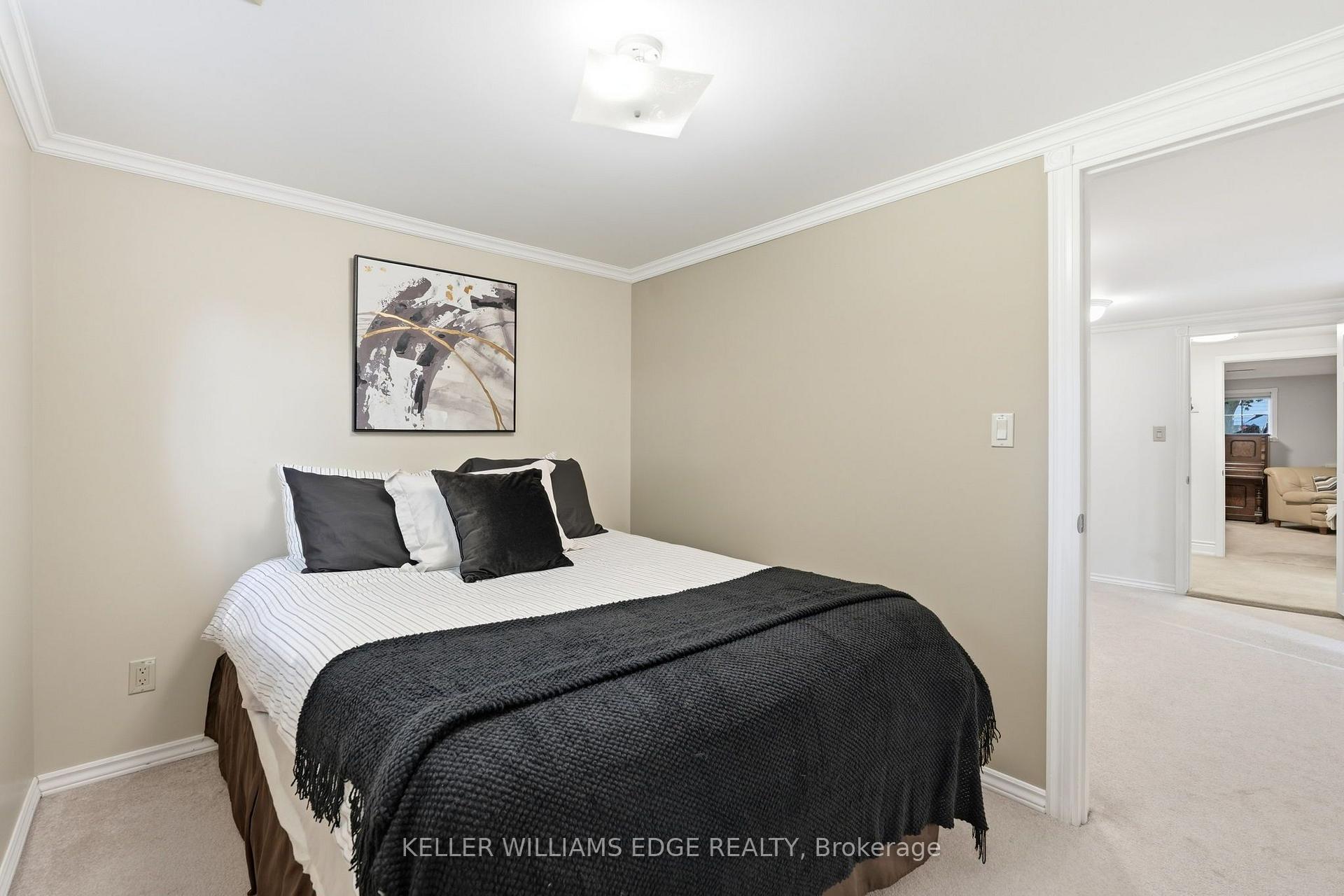 Photo 41 of 596 Louise Drive, Burlington, Shoreacres — HOMEH