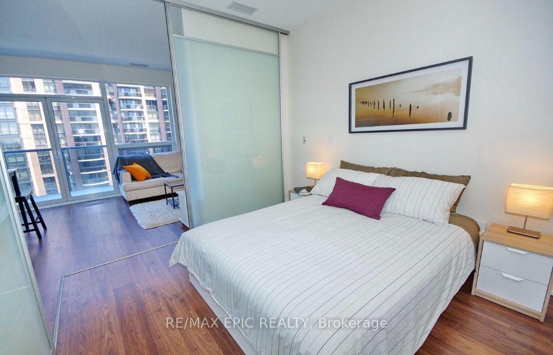 Photo 8 of Unit 1824, 5 Sheppard Avenue E, North York, Willowdale East — HOMEH