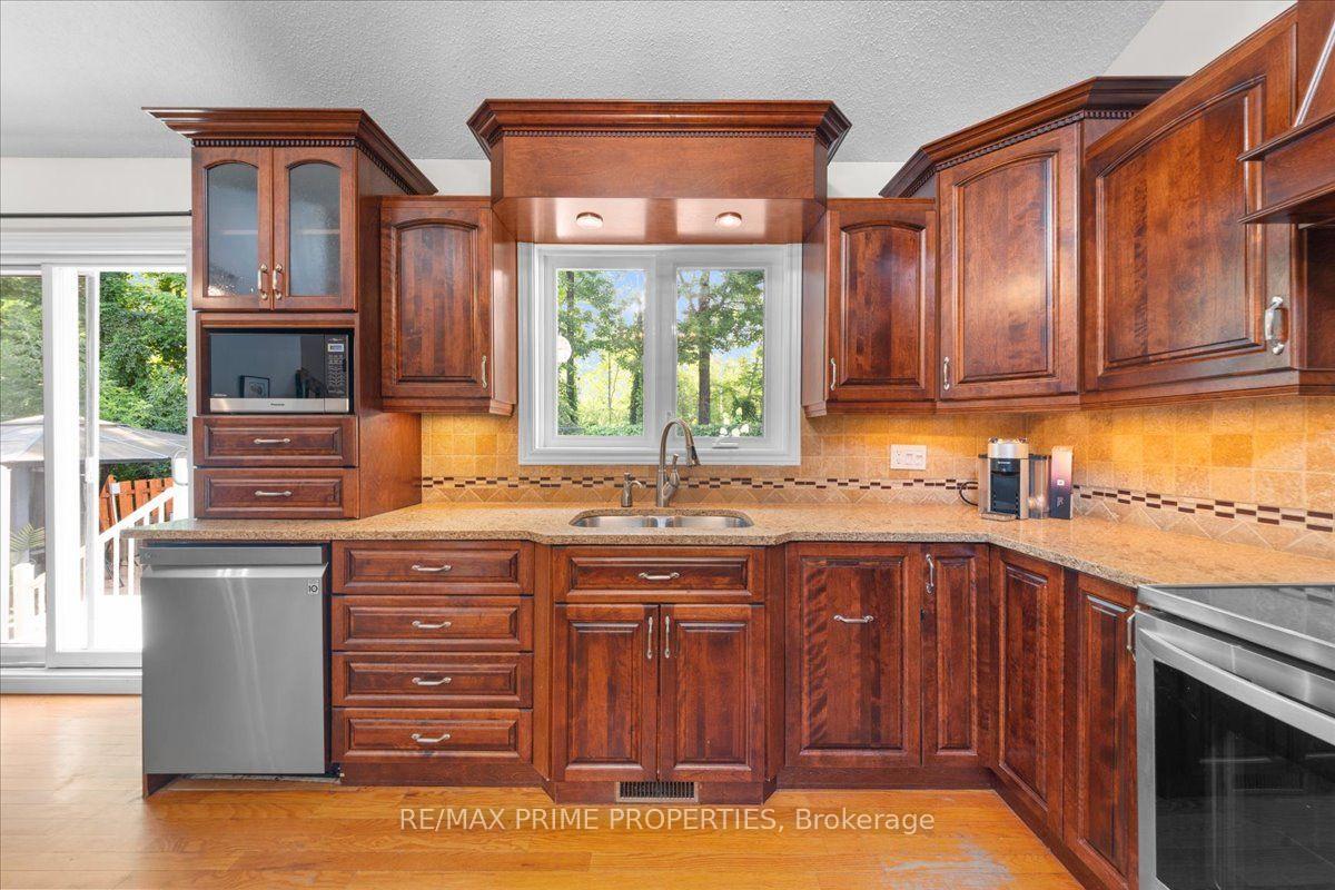 Photo 12 of 1971 Rosebella Avenue, Ottawa, Blossom Park/Leitrim — HOMEH