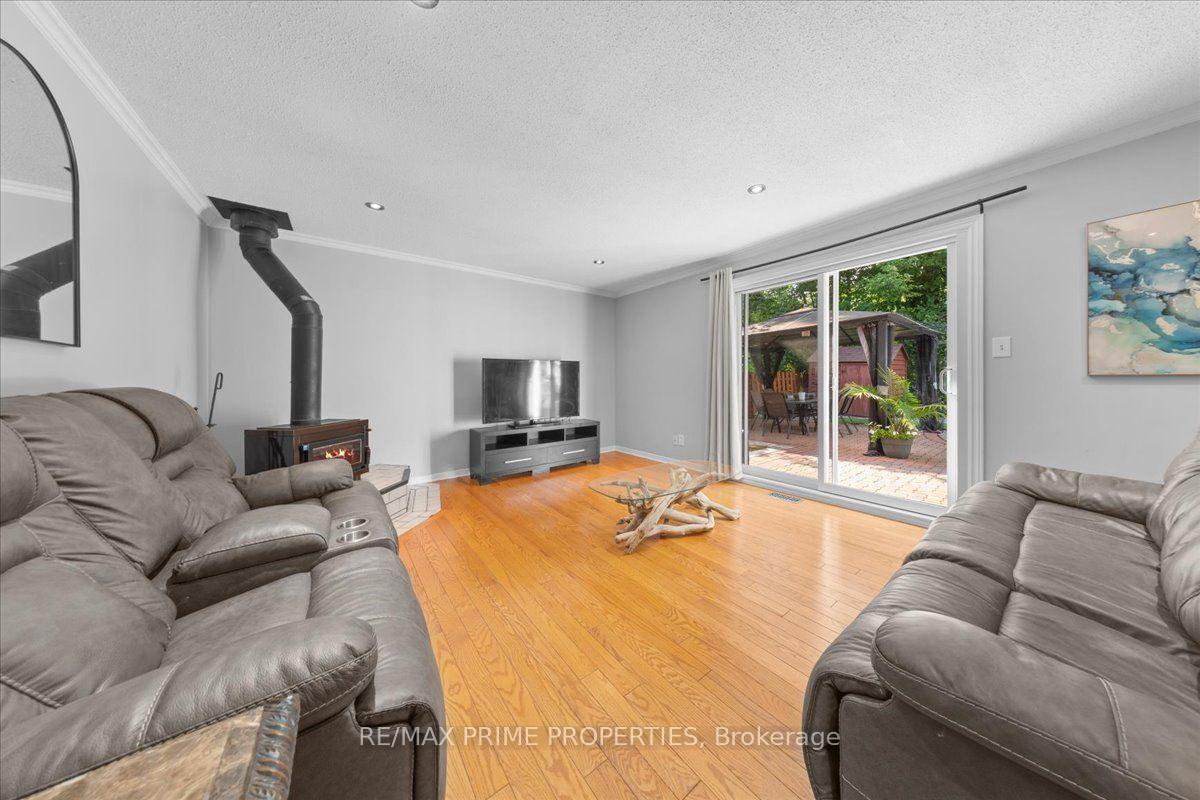 Photo 31 of 1971 Rosebella Avenue, Ottawa, Blossom Park/Leitrim — HOMEH