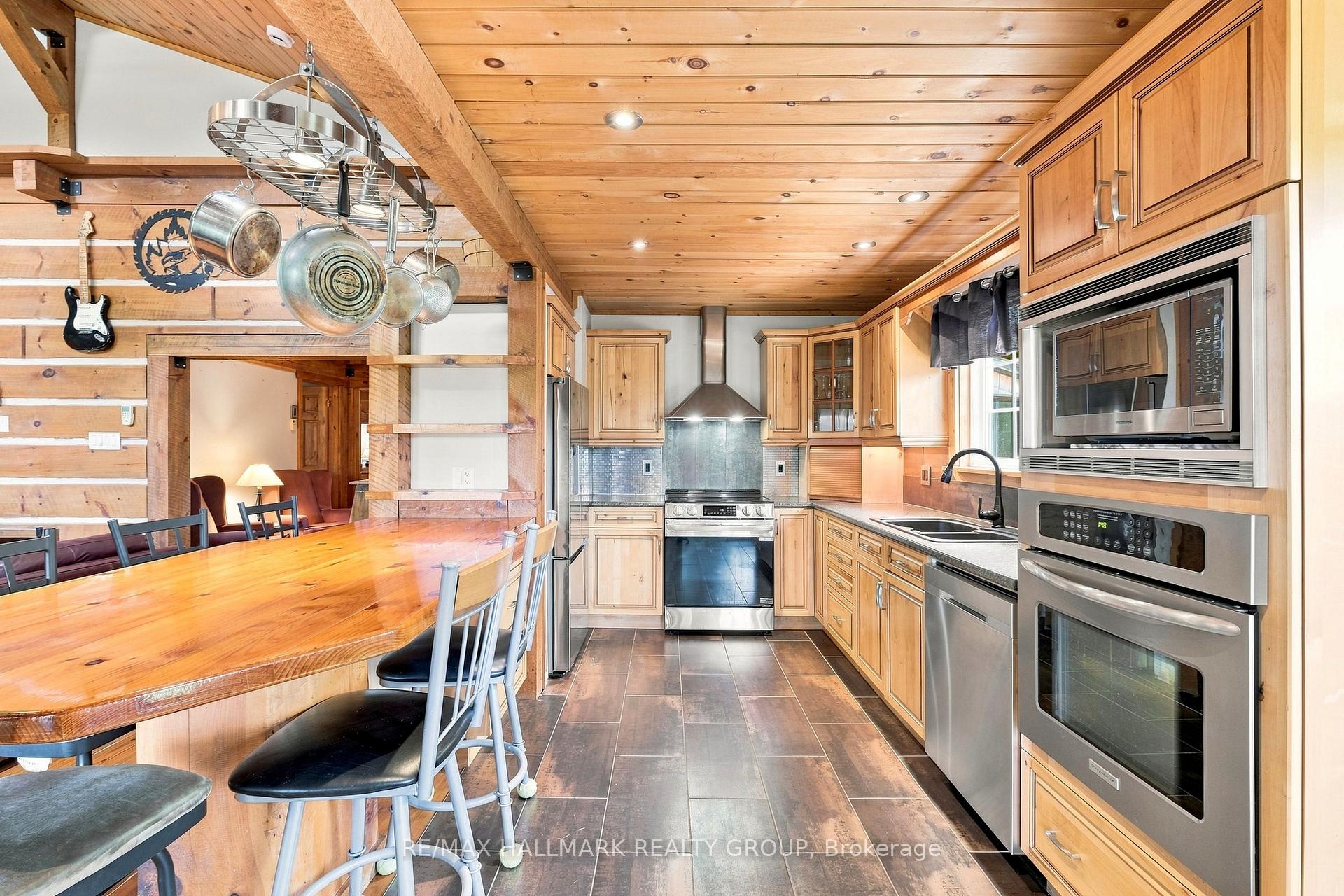 Photo 16 of 261 Lacourse Lane, Lanark Highlands, Lanark Highlands (Darling) Twp — HOMEH