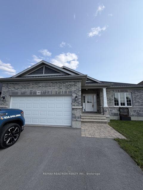 Photo 1 of 30 Gardiner Street, Belleville, Thurlow Ward — HOMEH