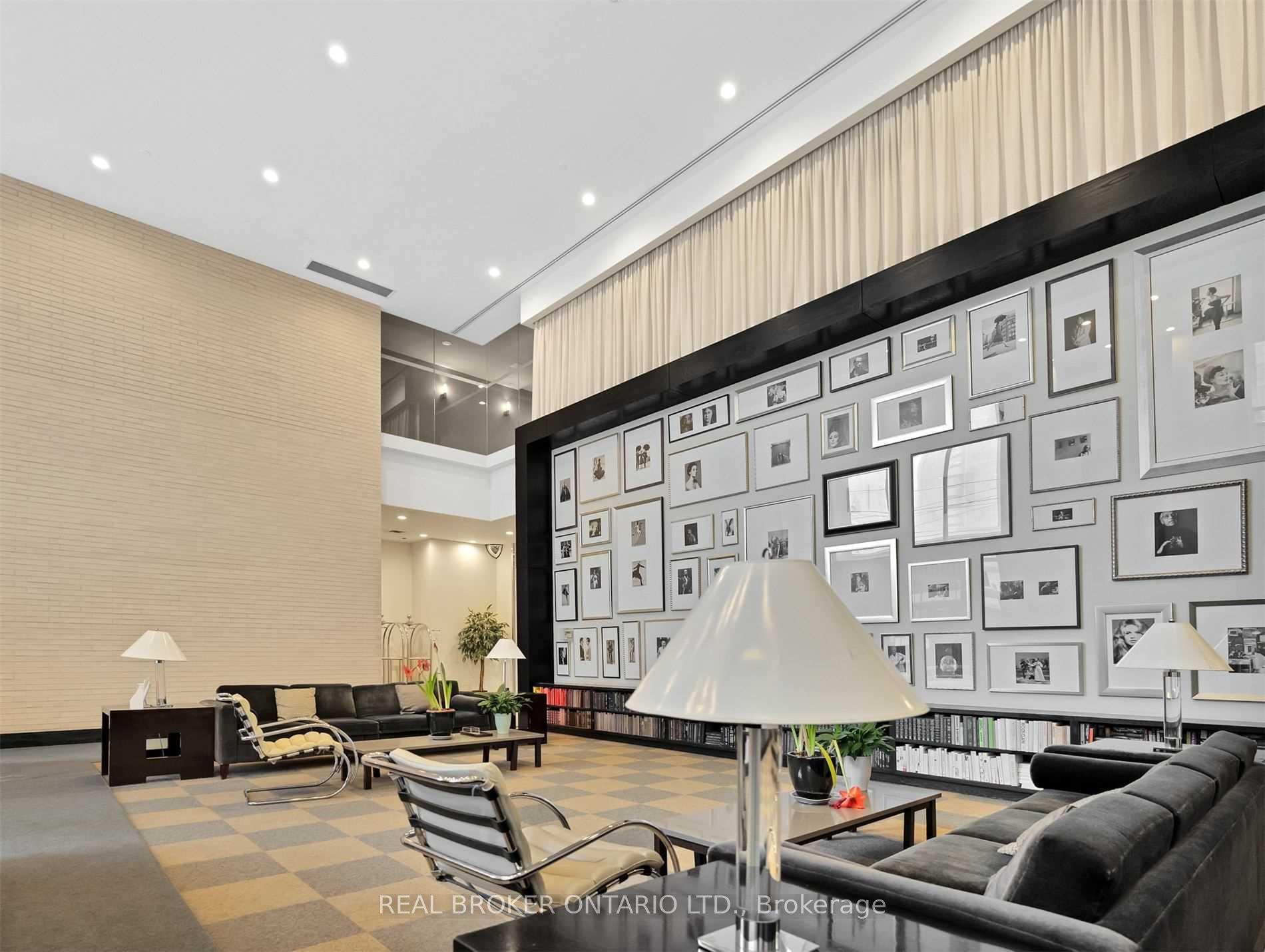 Photo 4 of Unit 413, 438 King Street W, Toronto, Waterfront Communities — HOMEH