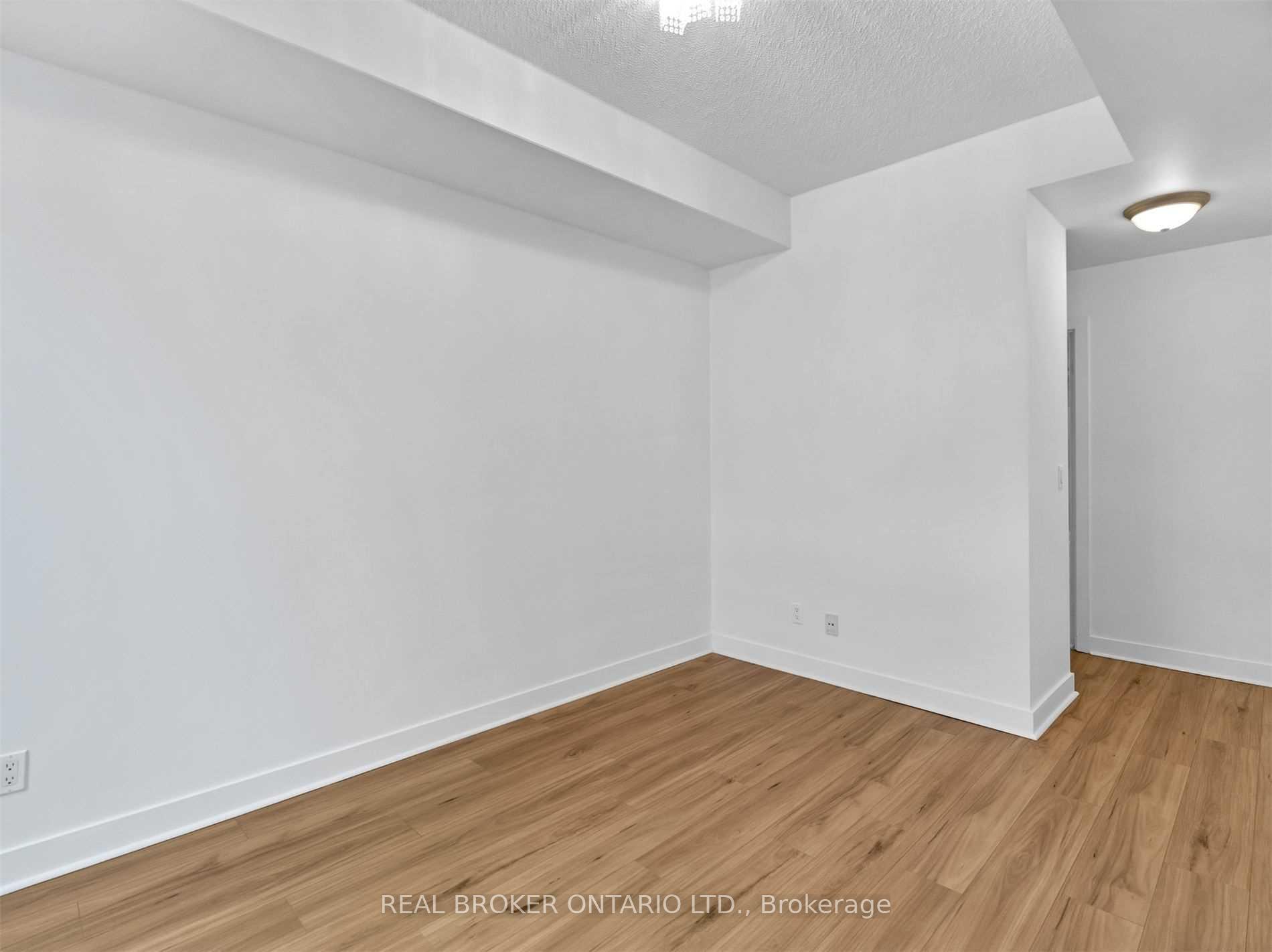 Photo 14 of Unit 413, 438 King Street W, Toronto, Waterfront Communities — HOMEH