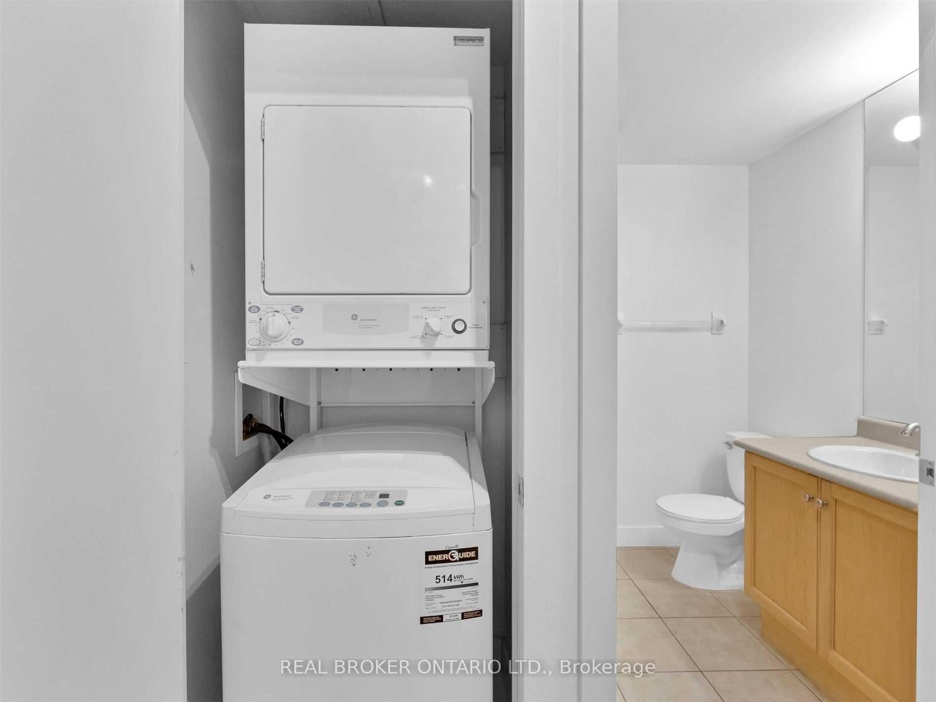 Photo 18 of Unit 413, 438 King Street W, Toronto, Waterfront Communities — HOMEH