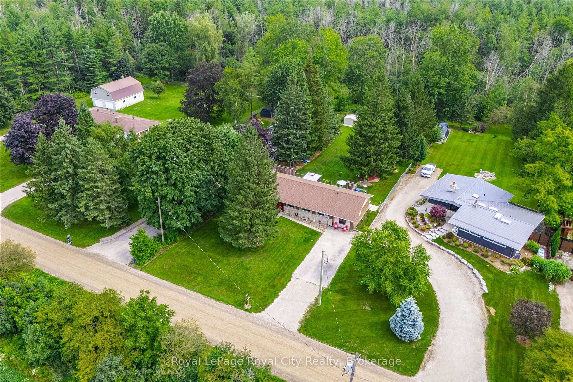 Photo of 6167 Guelph Street