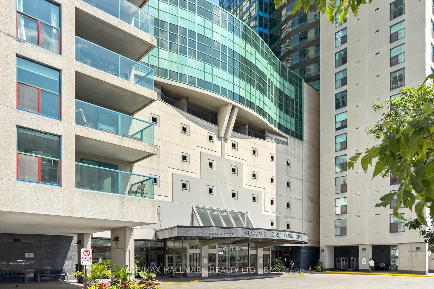 Photo 2 of Unit 504, 77 Harbour Square, Toronto, Waterfront Communities — HOMEH
