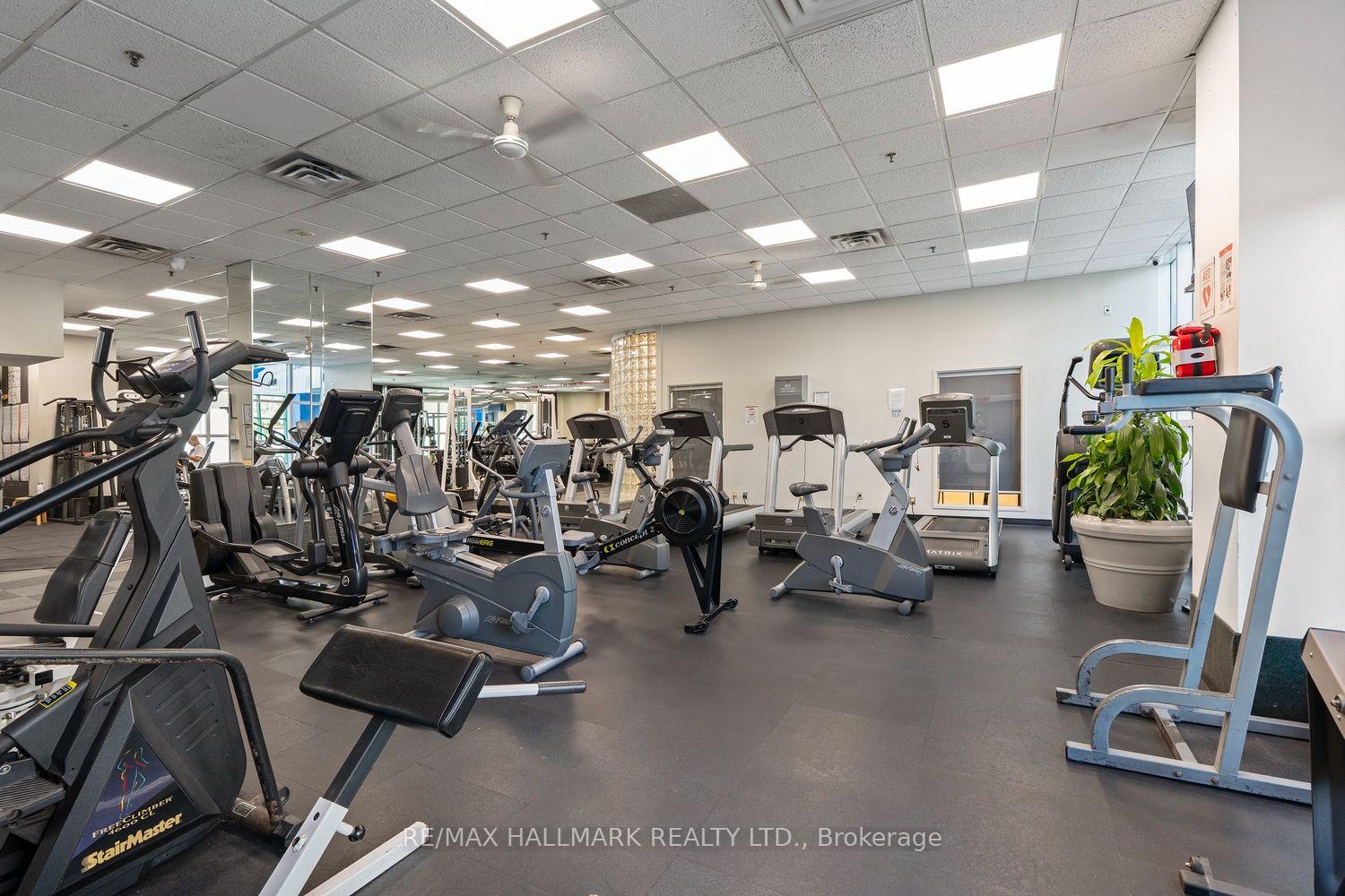 Photo 7 of Unit 504, 77 Harbour Square, Toronto, Waterfront Communities — HOMEH