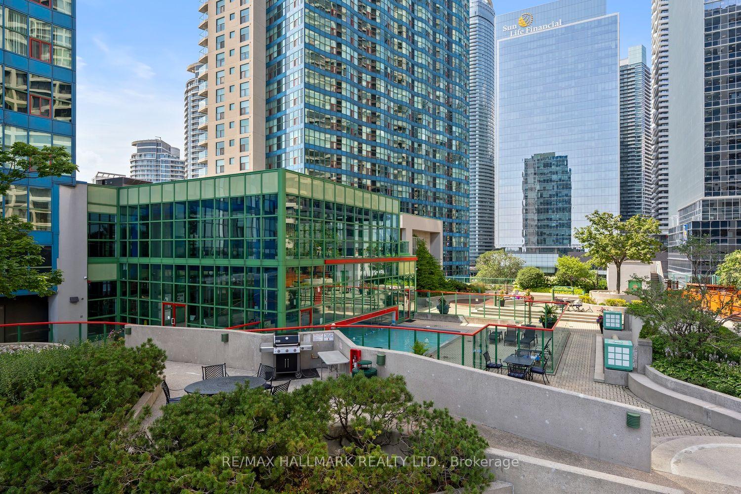 Photo 19 of Unit 504, 77 Harbour Square, Toronto, Waterfront Communities — HOMEH