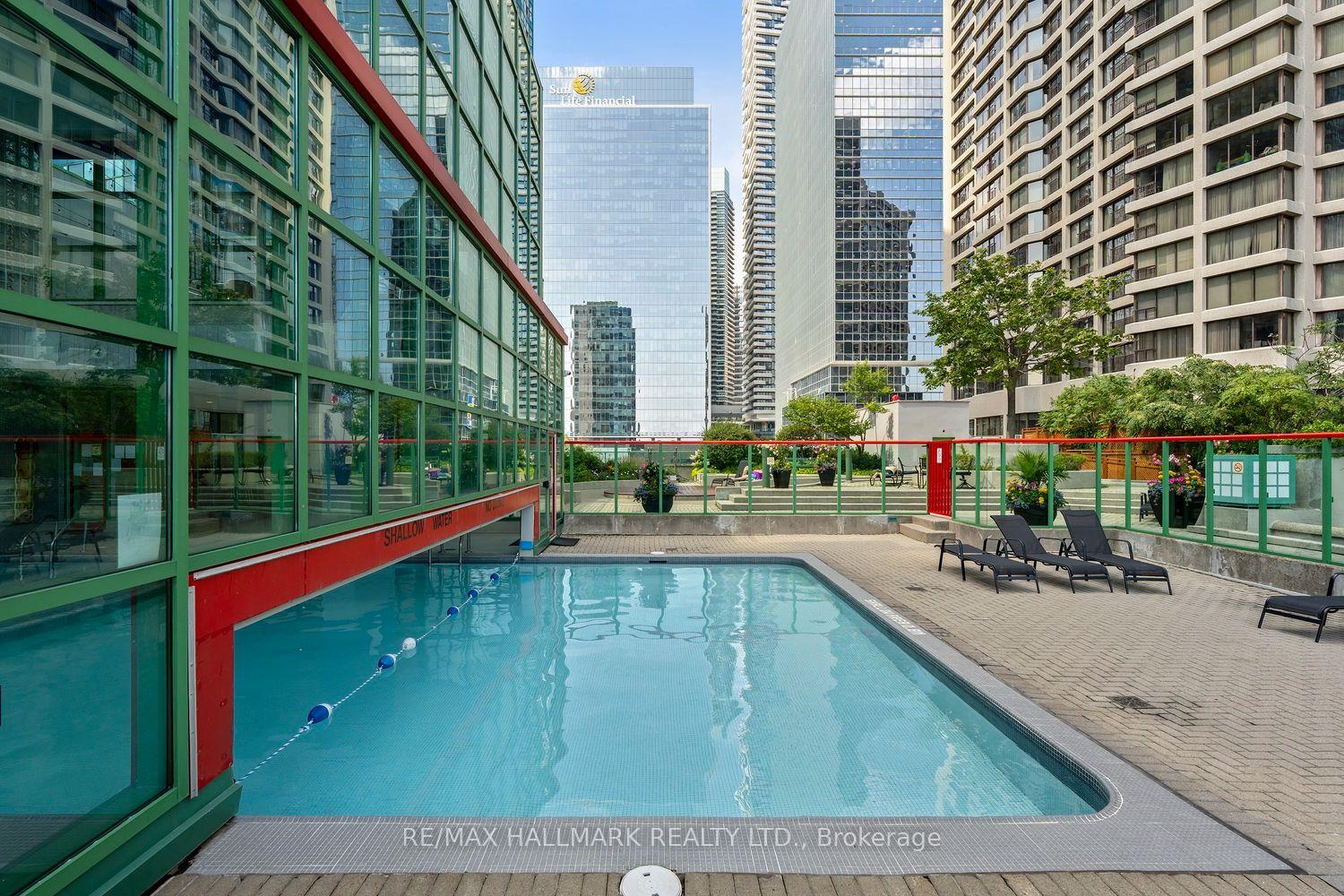 Photo 21 of Unit 504, 77 Harbour Square, Toronto, Waterfront Communities — HOMEH
