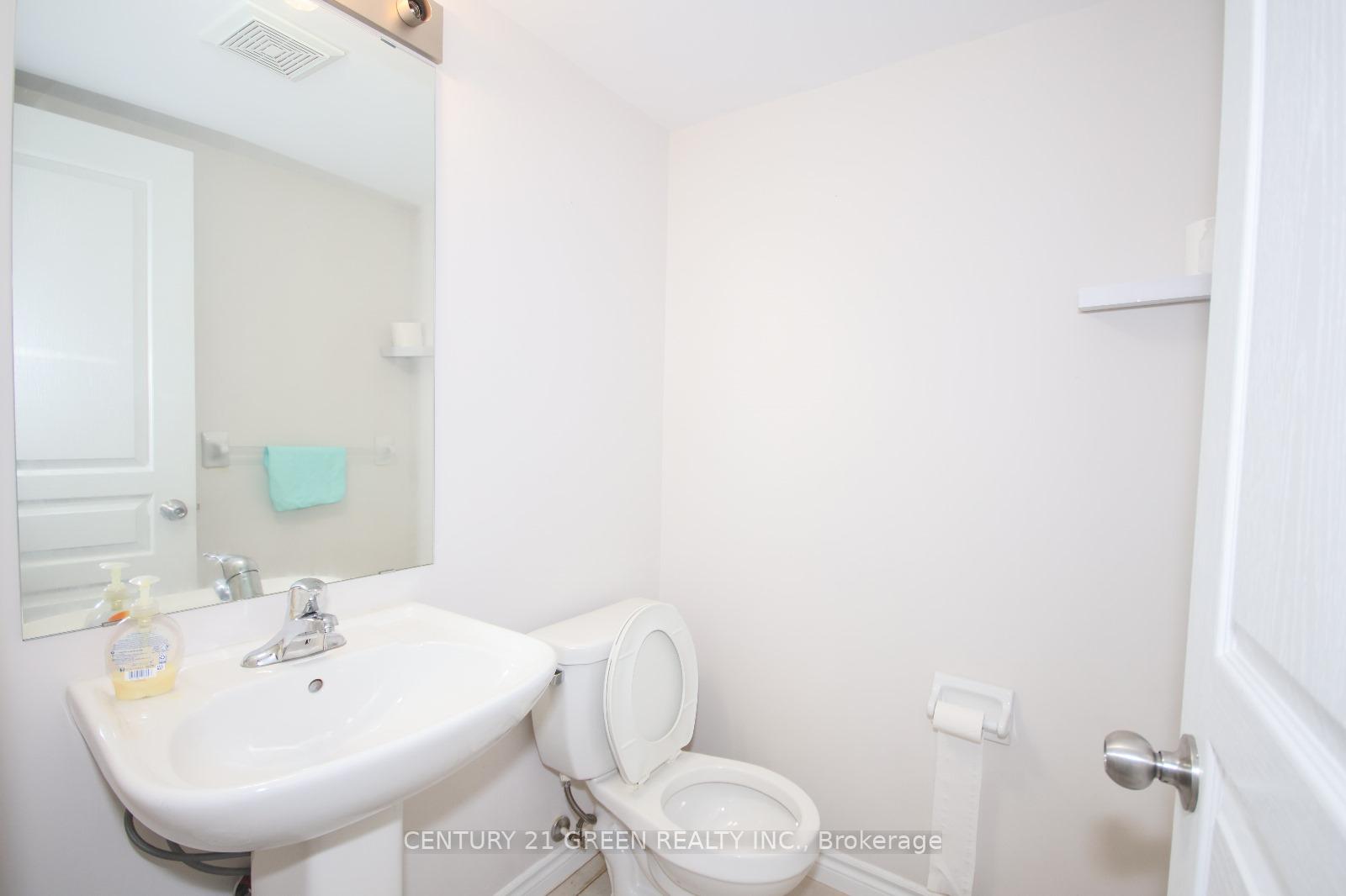 Photo 9 of 19 England Terrace, Hamilton, Stoney Creek Mountain — HOMEH