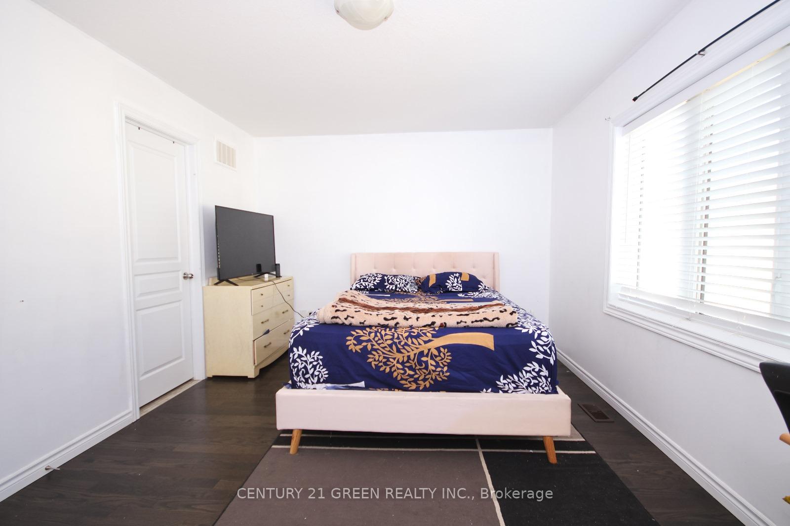 Photo 14 of 19 England Terrace, Hamilton, Stoney Creek Mountain — HOMEH
