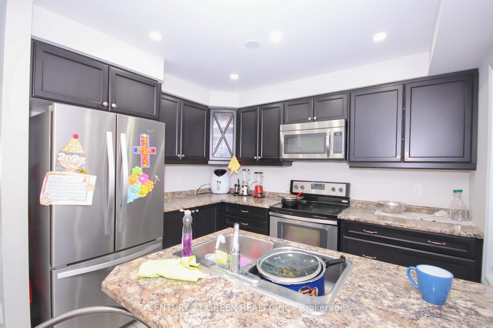 Photo 21 of 19 England Terrace, Hamilton, Stoney Creek Mountain — HOMEH
