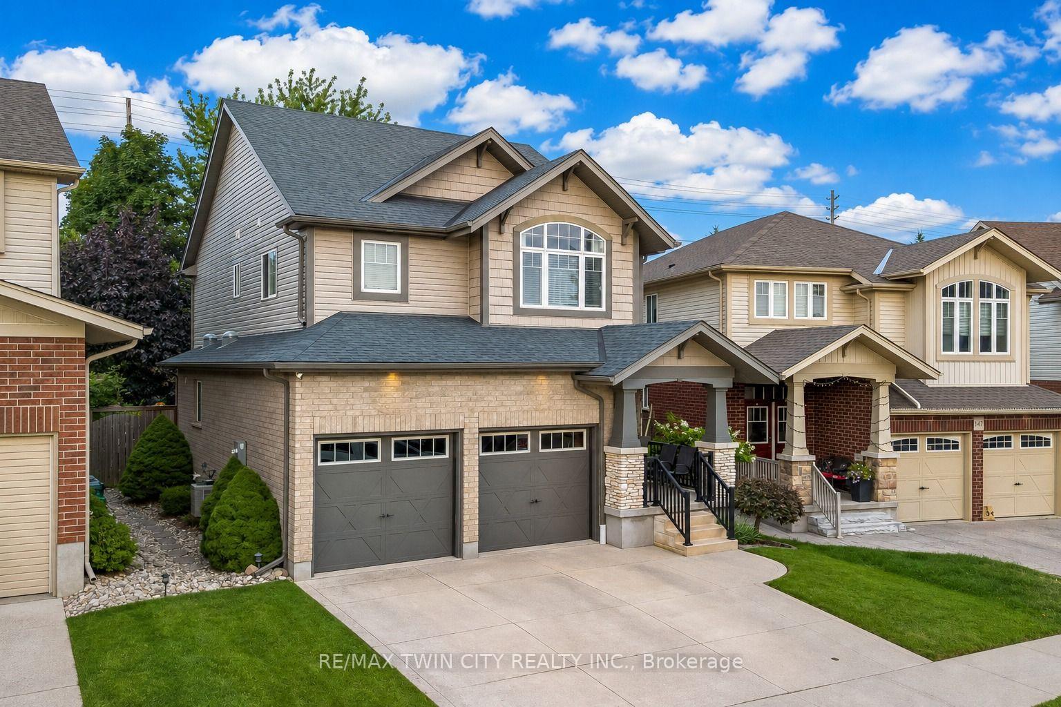 Photo 2 of 143 Riehm Street, Kitchener, Laurentian Hills/Country Hills W — HOMEH