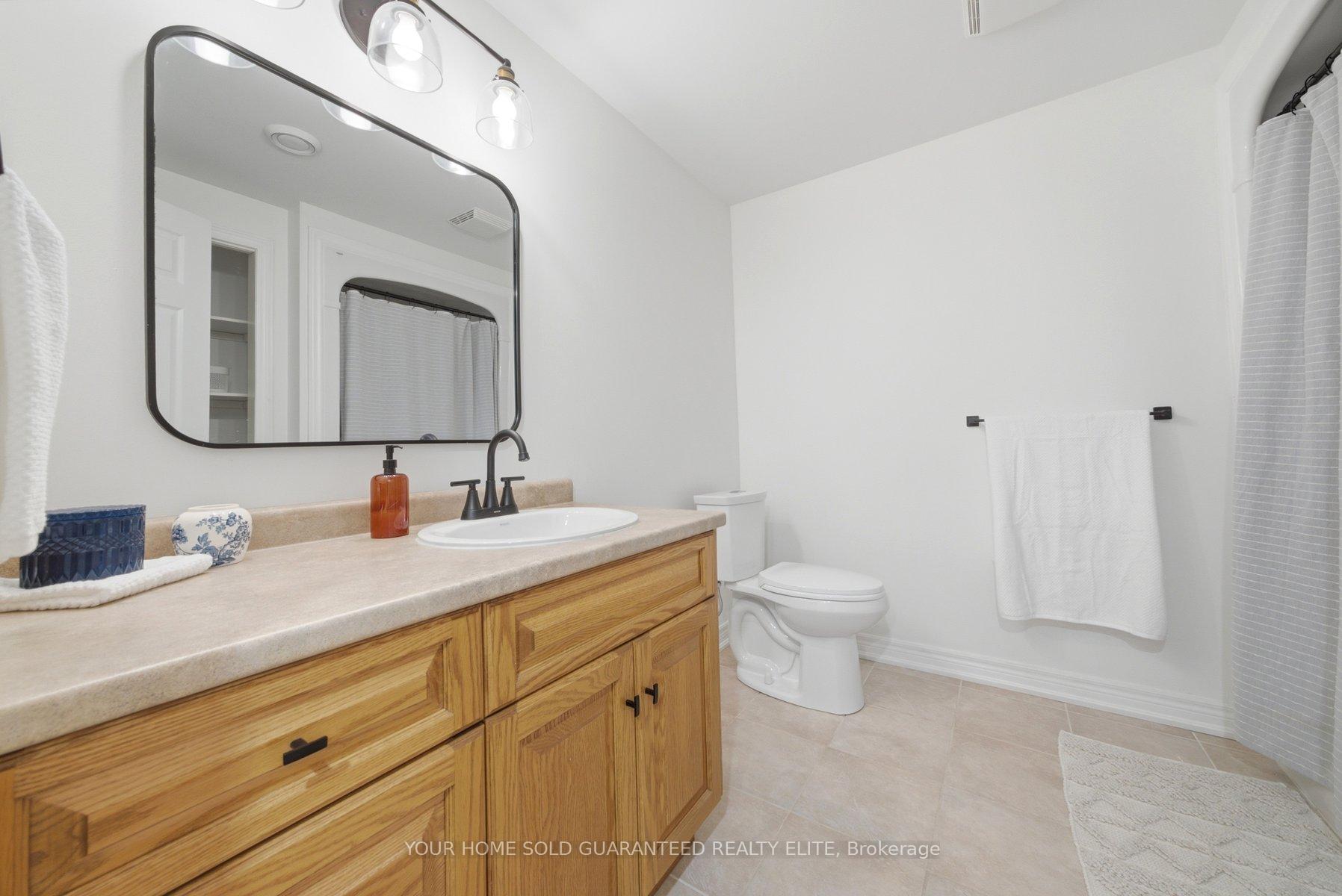 Photo 30 of 395 Foxtail Avenue, Welland, West Welland — HOMEH