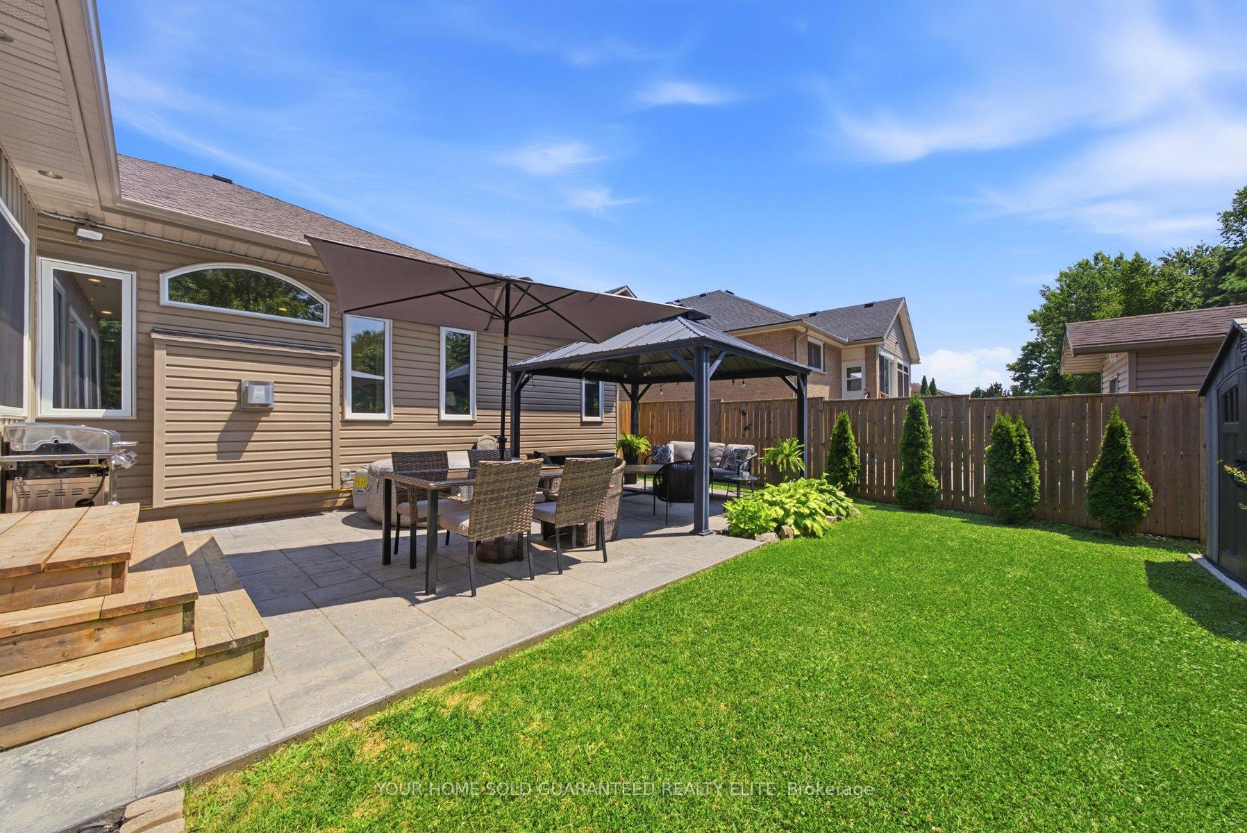 Photo 32 of 395 Foxtail Avenue, Welland, West Welland — HOMEH