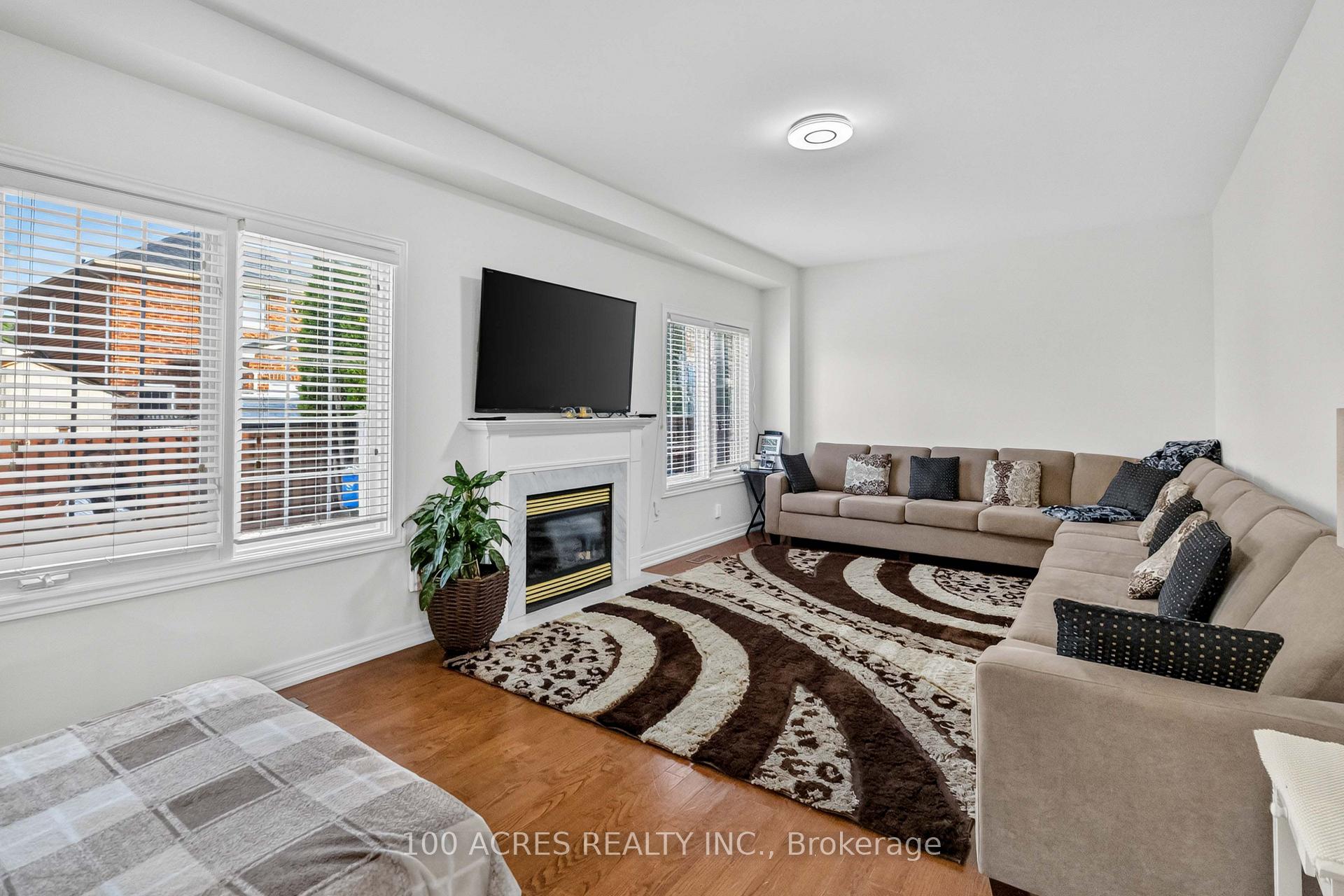 Photo 12 of 1160 Field Drive, Milton, Clarke — HOMEH