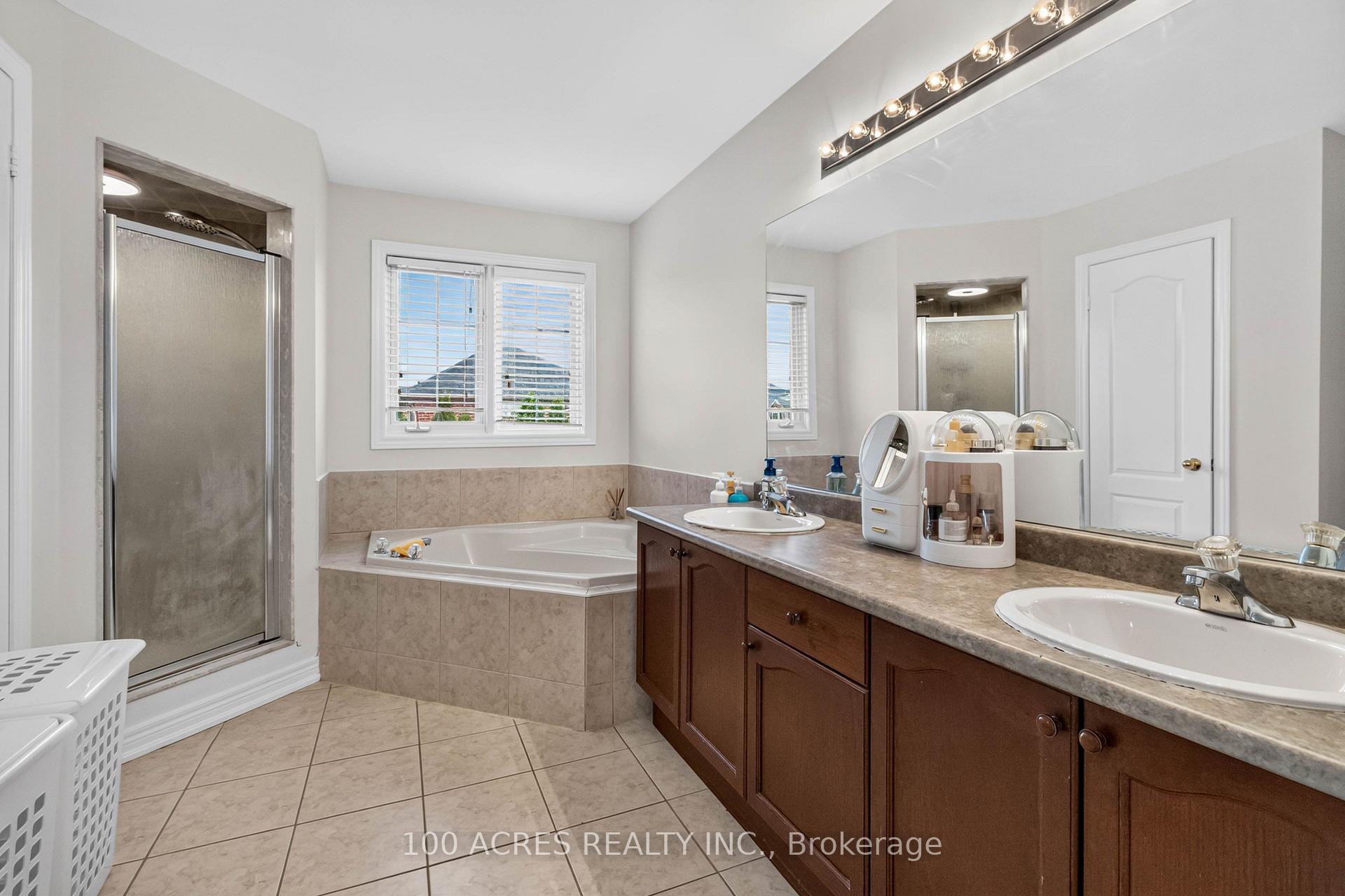 Photo 18 of 1160 Field Drive, Milton, Clarke — HOMEH