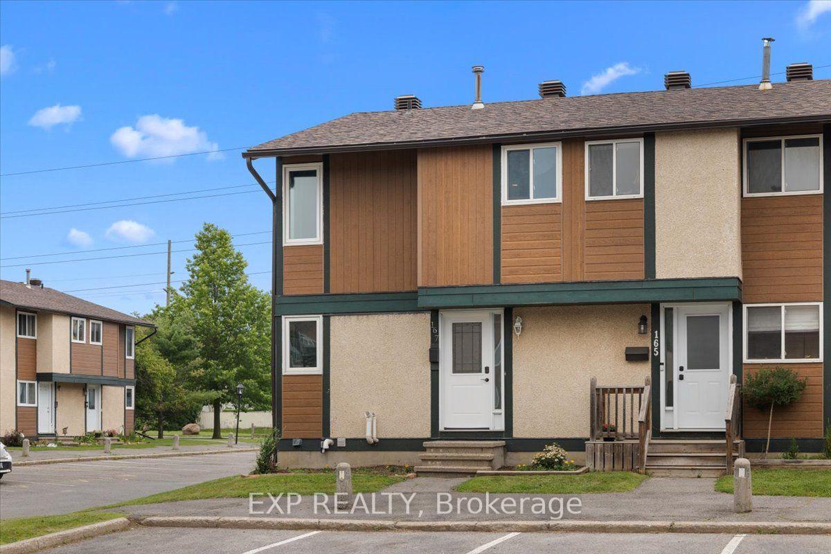 Photo 3 of Unit 167, 1449 Ridgebrook Drive, Ottawa, Pineview — HOMEH