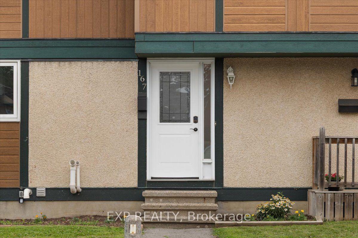 Photo 5 of Unit 167, 1449 Ridgebrook Drive, Ottawa, Pineview — HOMEH
