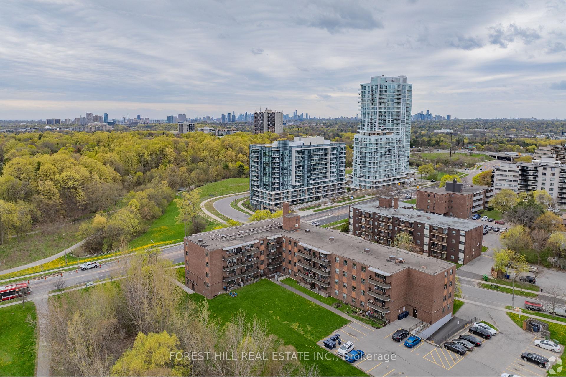 Photo 19 of Unit 301, 32 Clayland Drive, North York, Parkwoods-Donalda — HOMEH
