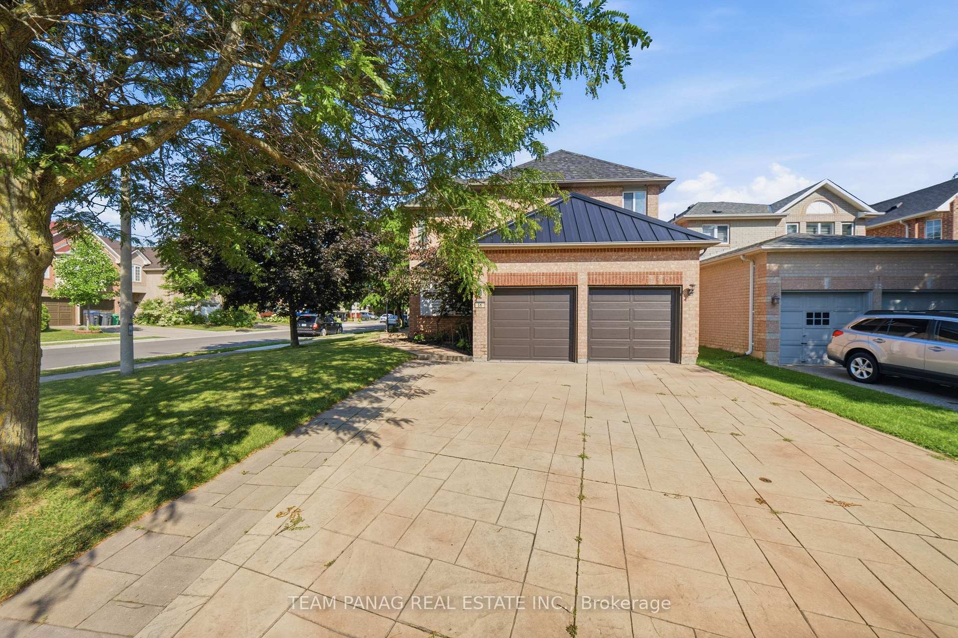 Photo 1 of 51 Pebblestone Circle, Brampton, Brampton West — HOMEH