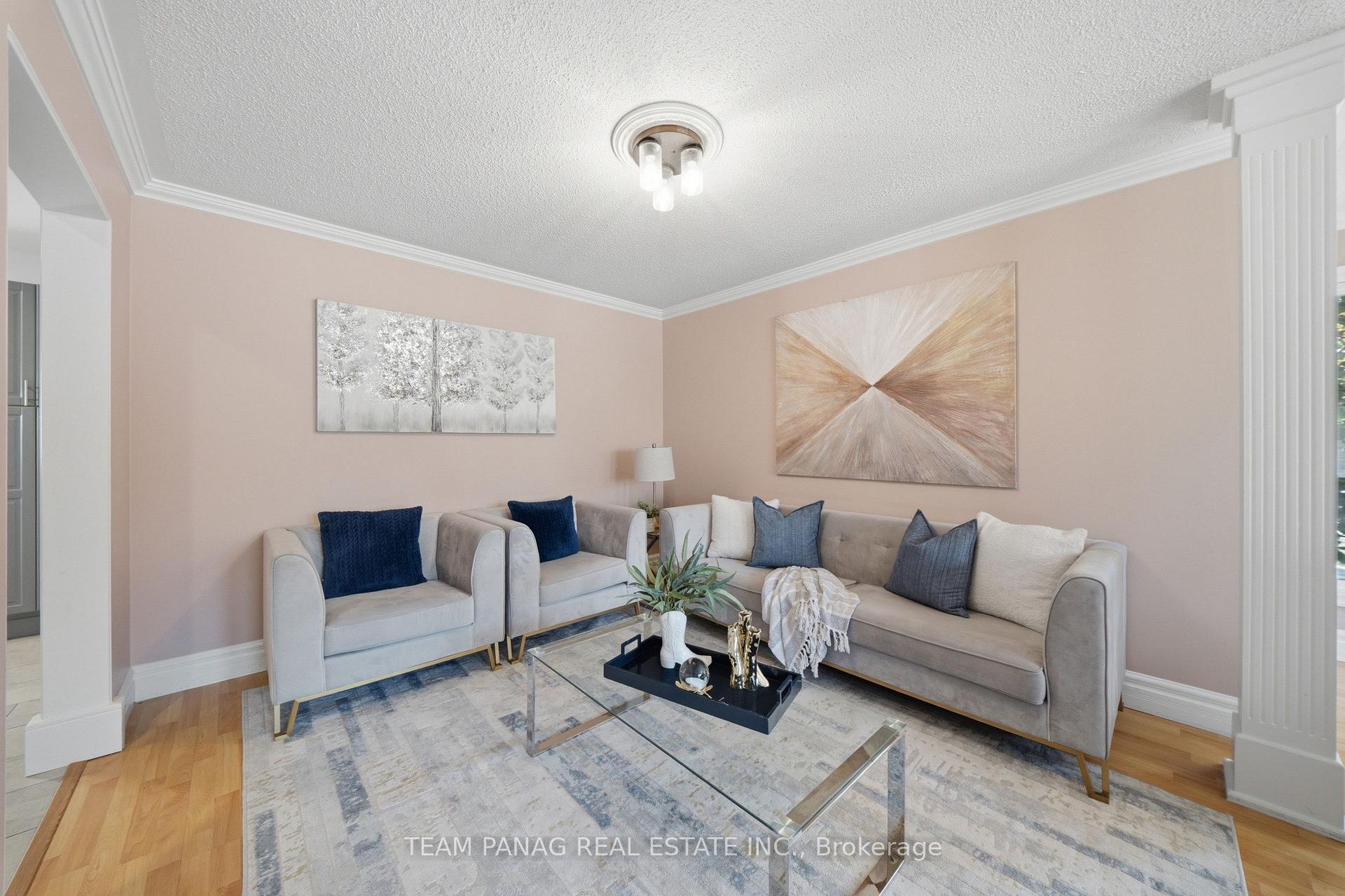 Photo 14 of 51 Pebblestone Circle, Brampton, Brampton West — HOMEH