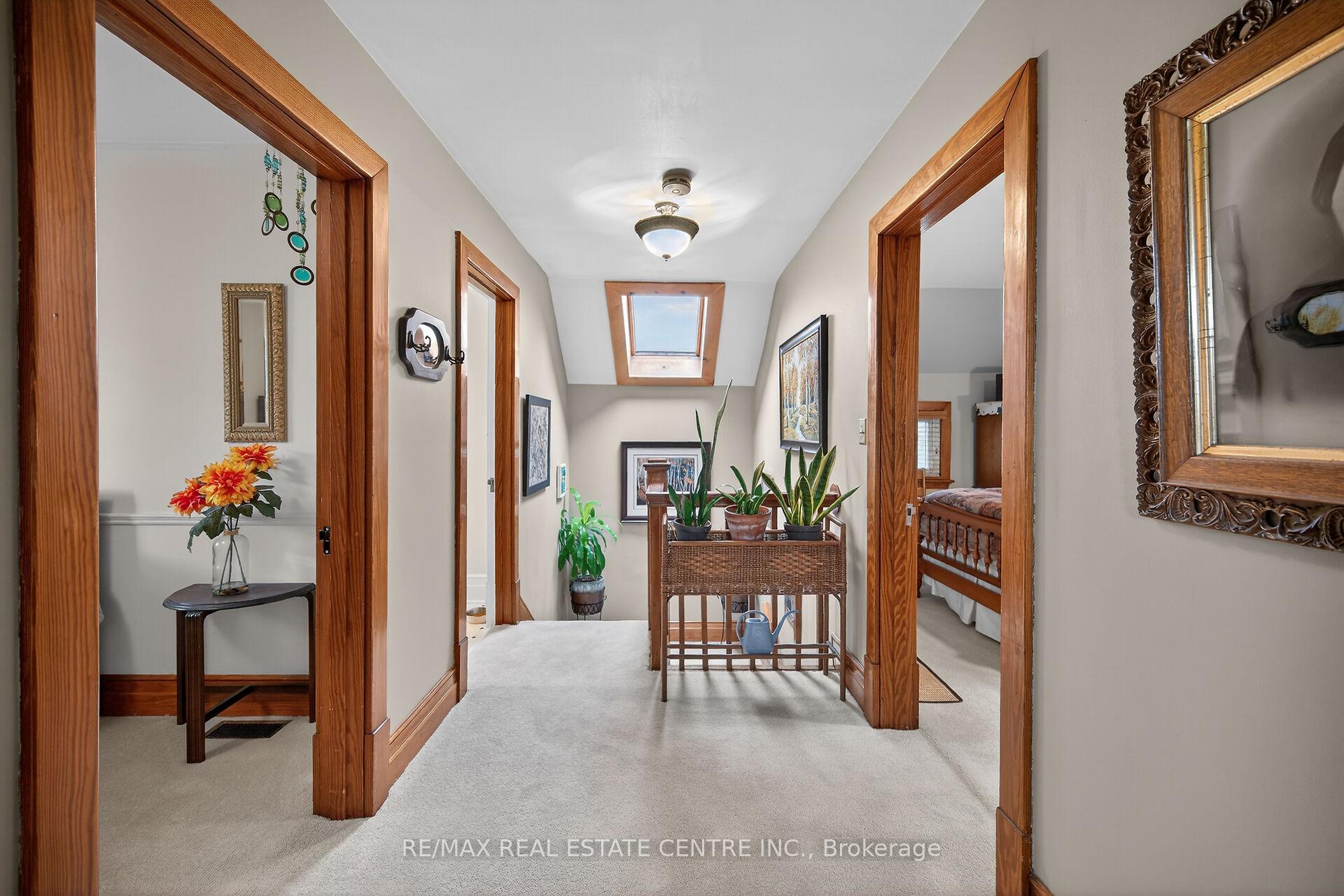 Photo 37 of 3 Second Street S, Hamilton, Stoney Creek — HOMEH