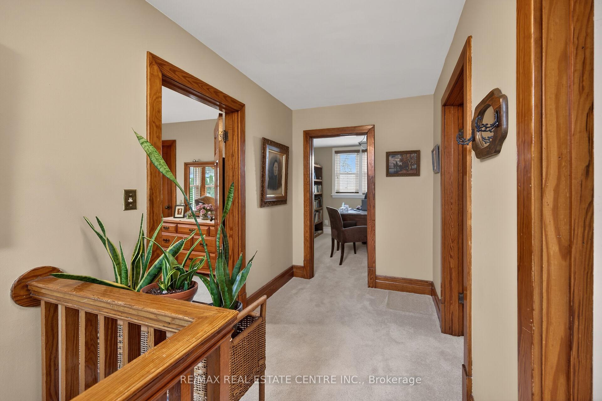 Photo 38 of 3 Second Street S, Hamilton, Stoney Creek — HOMEH