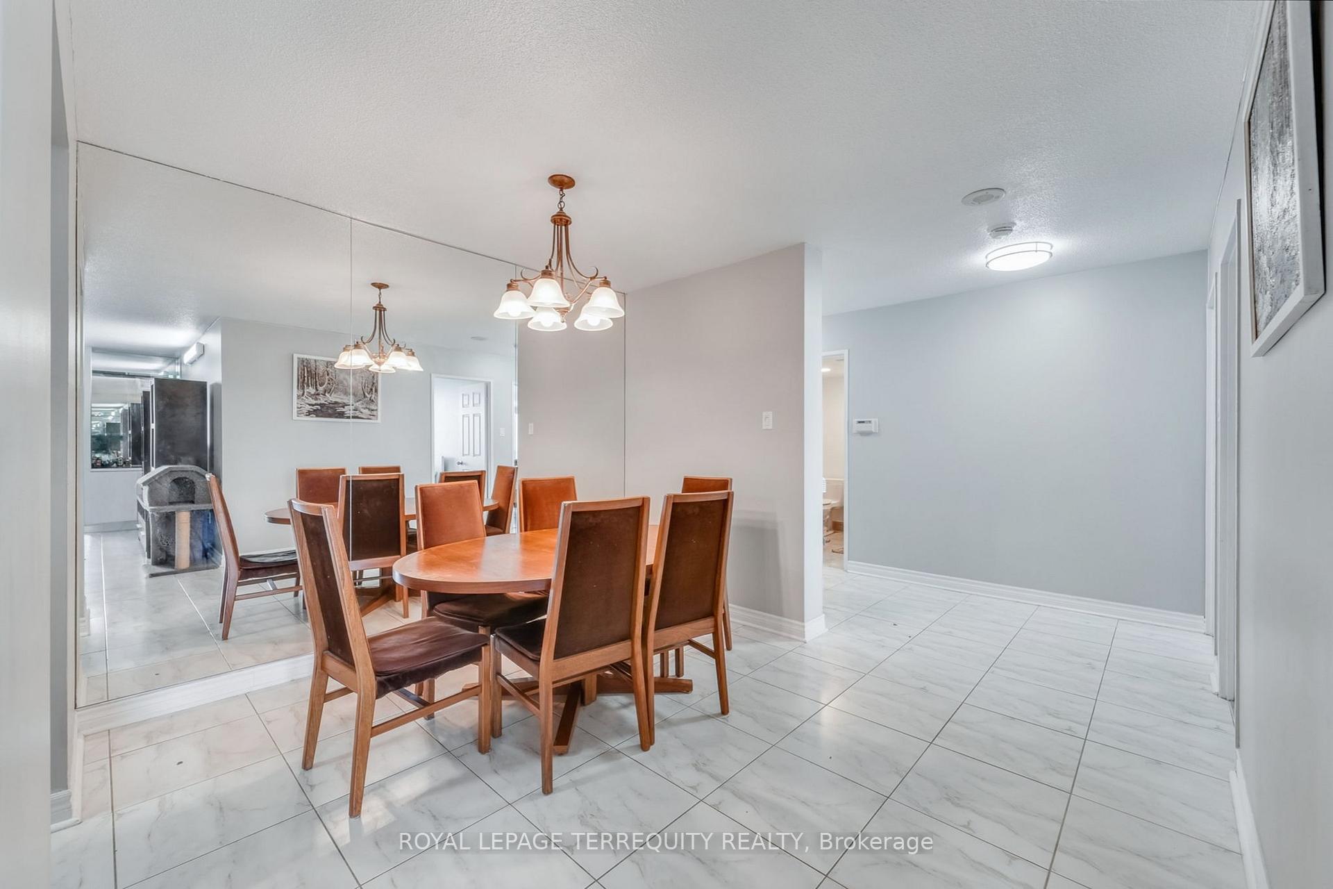 Photo 14 of Unit 1107, 8501 Bayview Avenue, Richmond Hill, Doncrest — HOMEH
