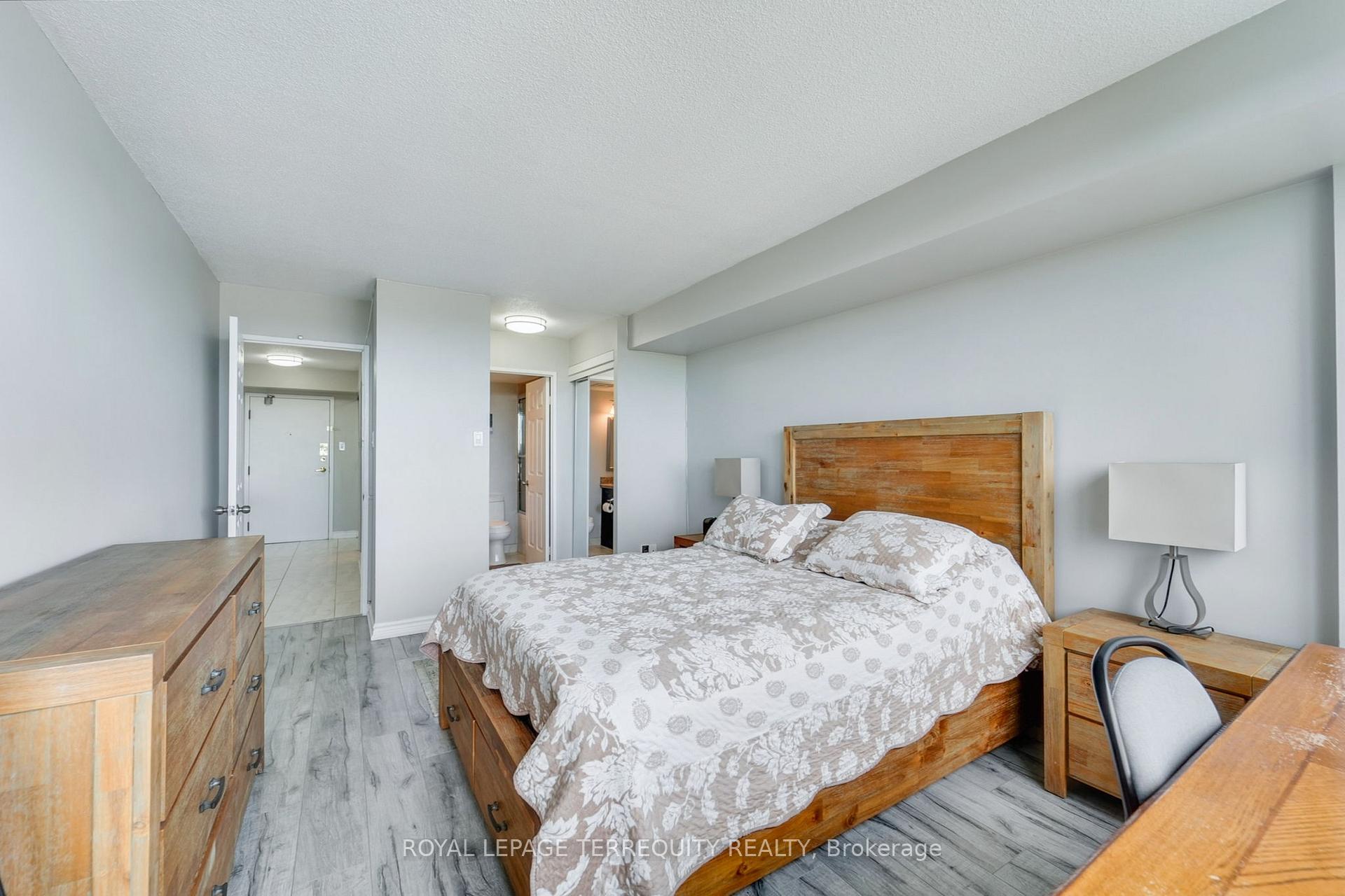 Photo 24 of Unit 1107, 8501 Bayview Avenue, Richmond Hill, Doncrest — HOMEH