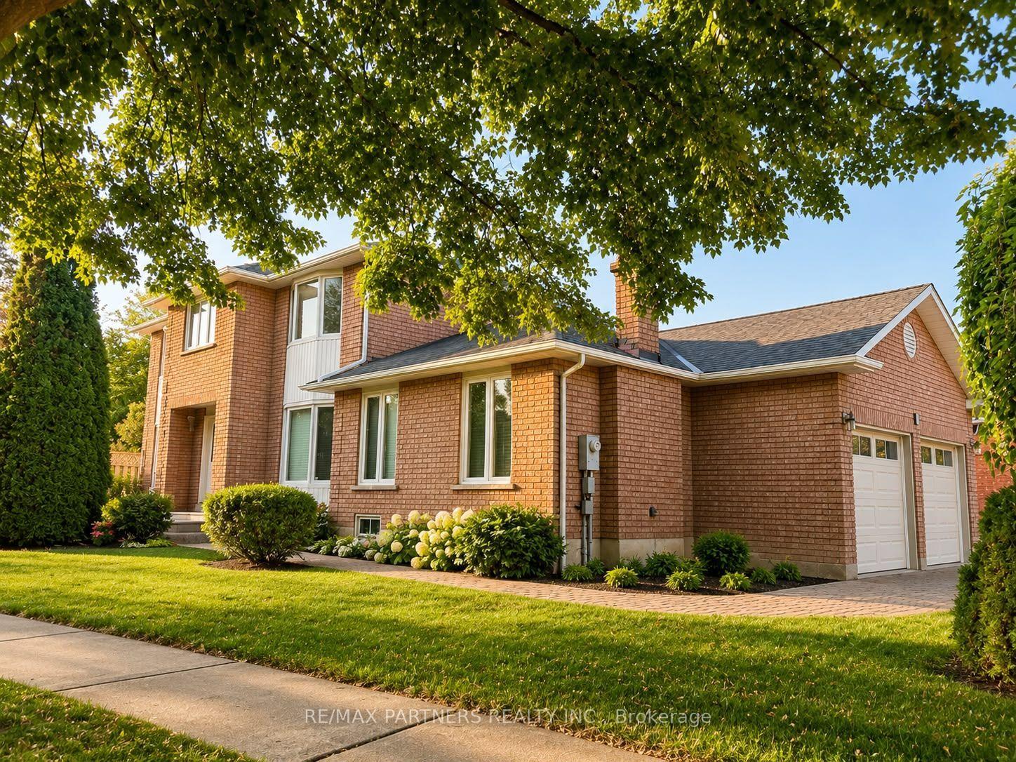 Photo 3 of 2 Glenhurst Road, Richmond Hill, Doncrest — HOMEH