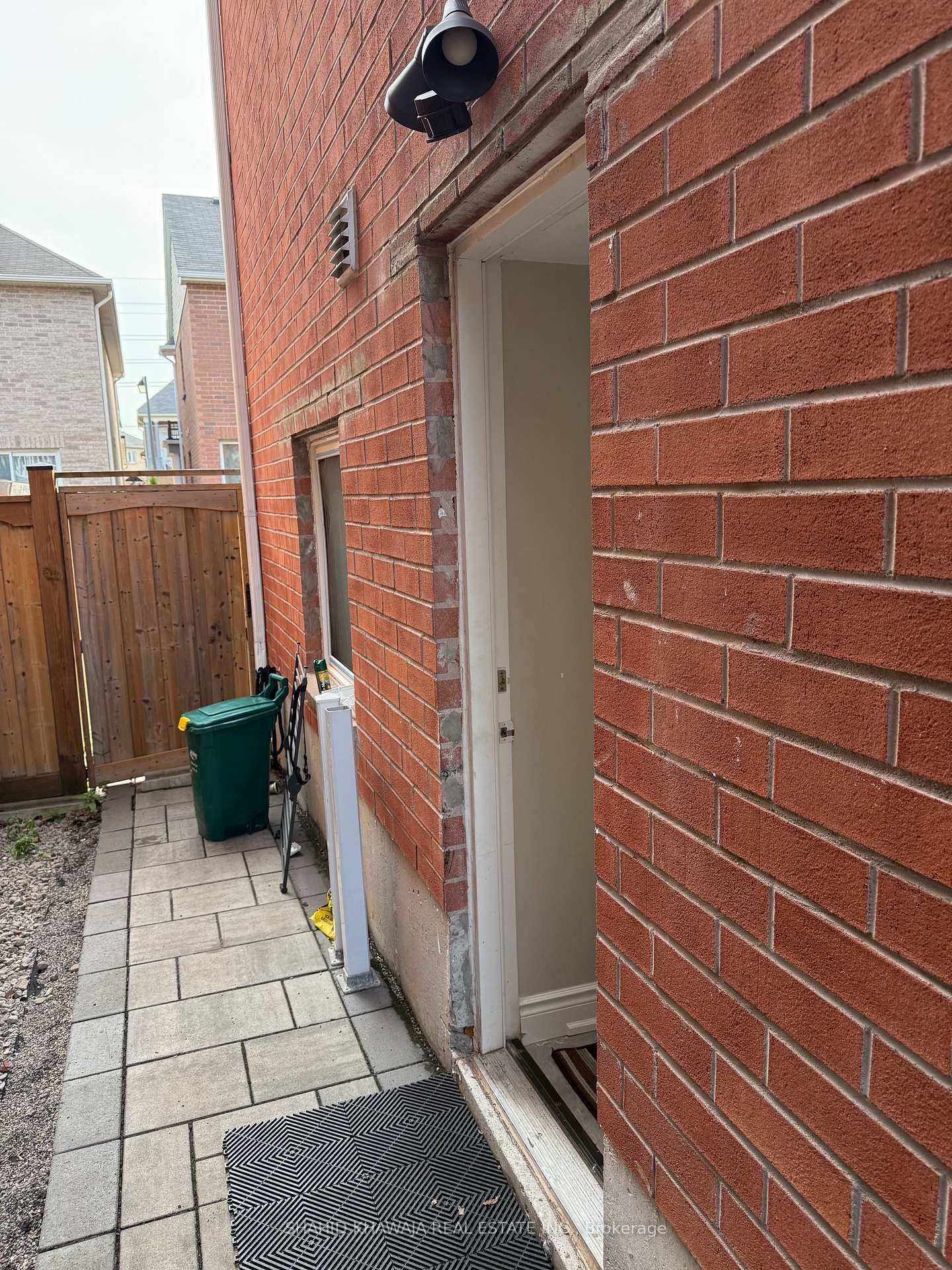 Photo 2 of Unit bsmt, 341 Blinco Terrace, Milton, Clarke — HOMEH
