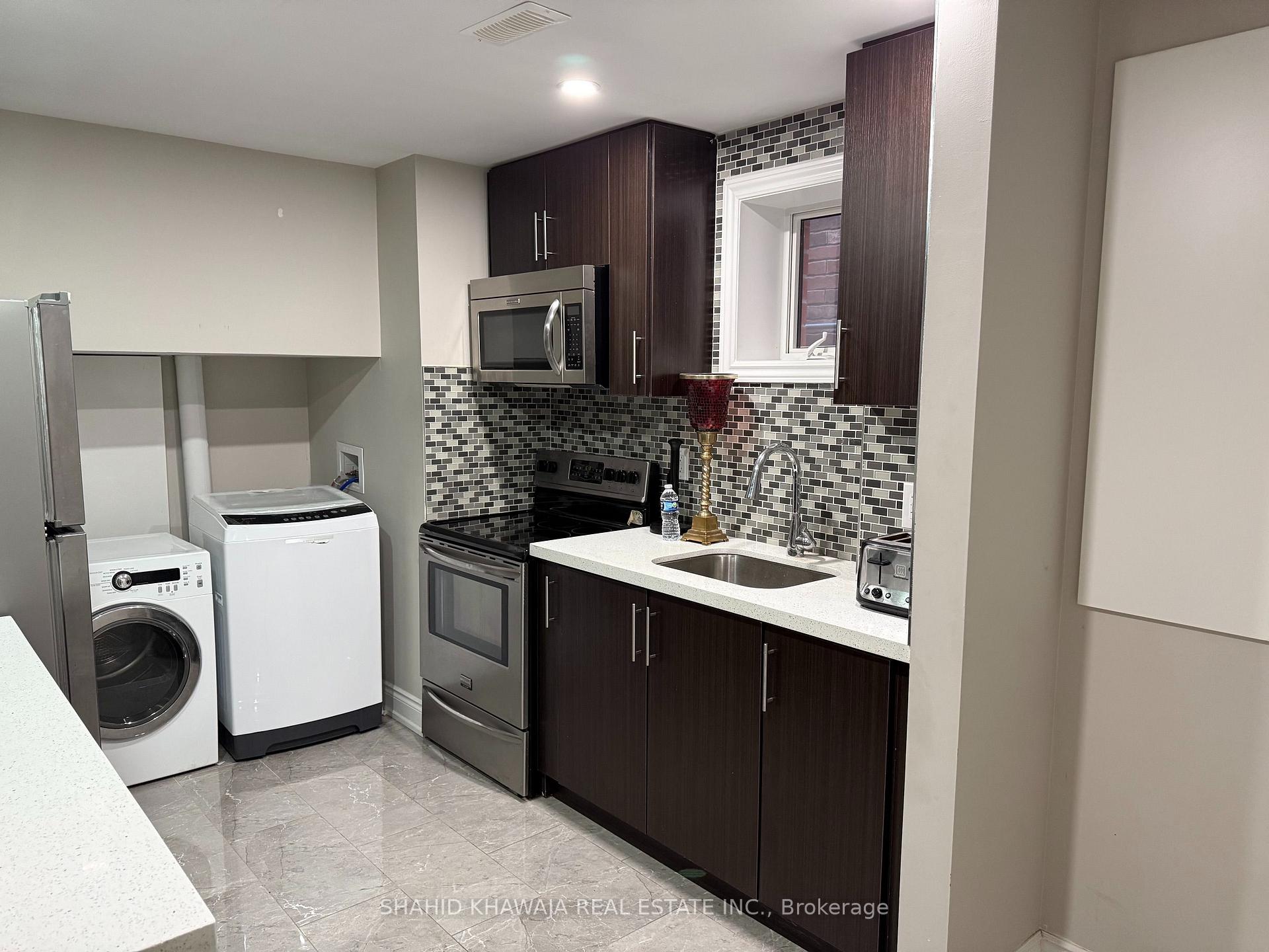 Photo 6 of Unit bsmt, 341 Blinco Terrace, Milton, Clarke — HOMEH