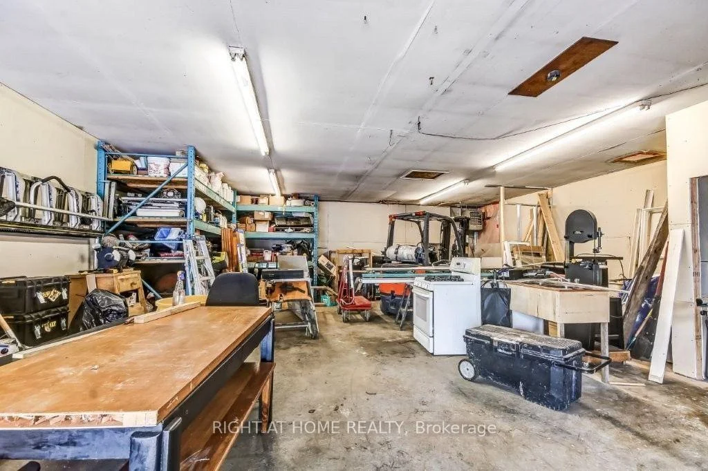 Photo 19 of 515 Third Street, London, East H — HOMEH