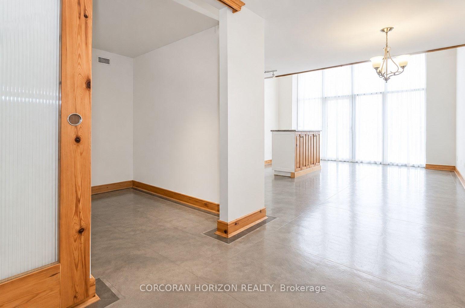 Photo 4 of Unit 305, 5 Father David Bauer Drive, Waterloo, Uptown West — HOMEH