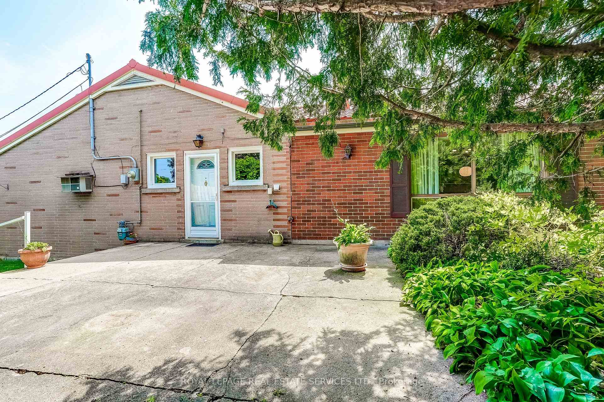 Photo 29 of 4 Sora Drive, Mississauga, Streetsville — HOMEH
