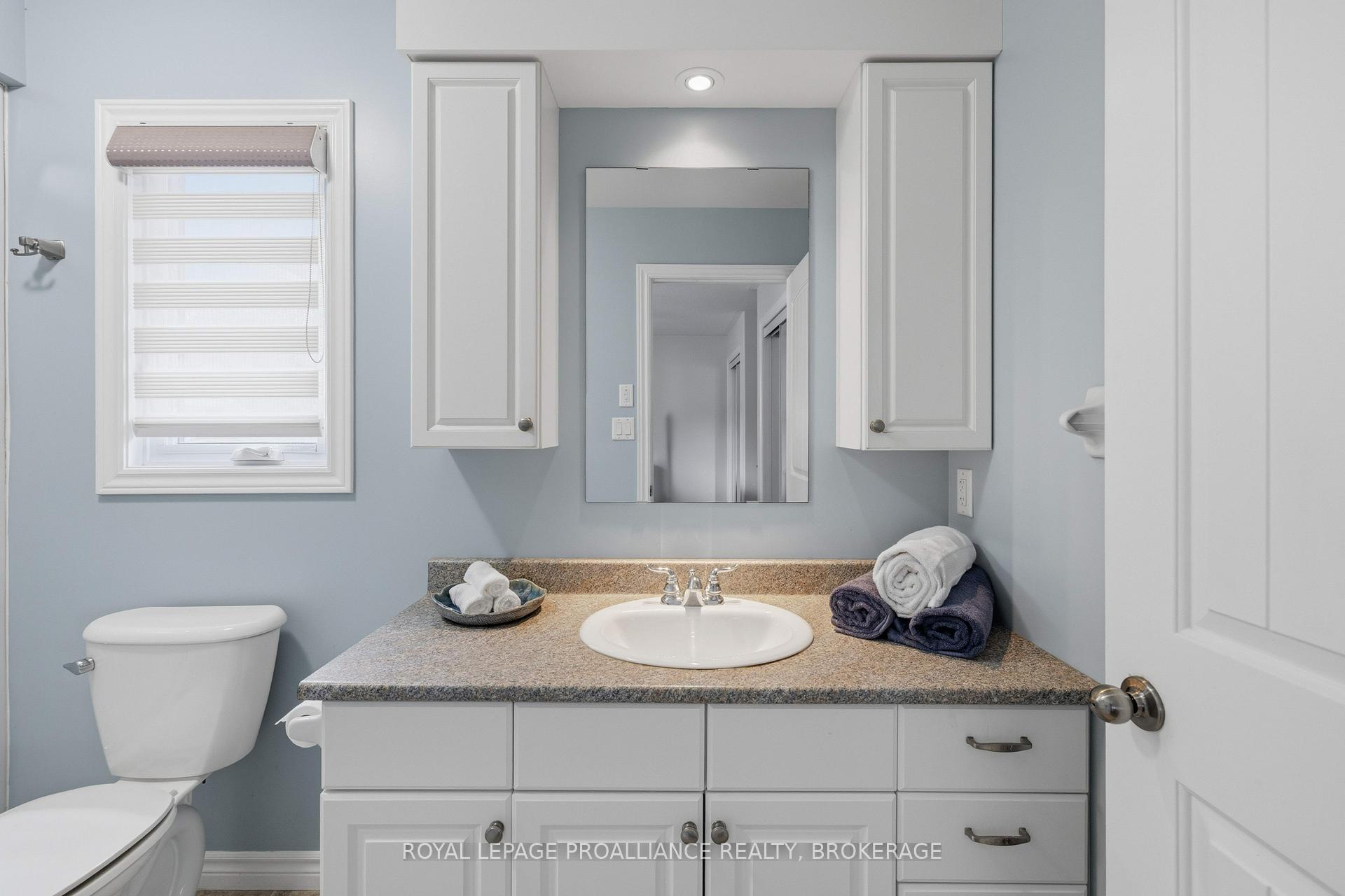 Photo 23 of 1094 Crossfield Avenue, Kingston, City Northwest — HOMEH