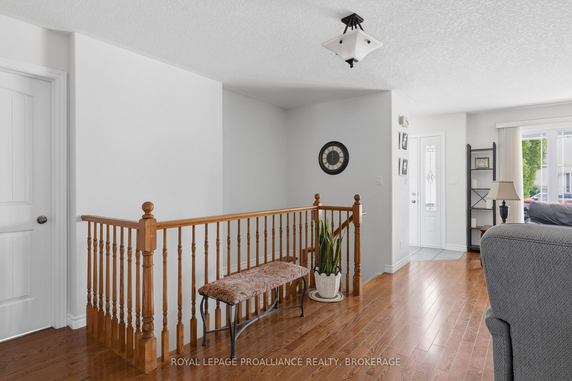 Photo 25 of 1094 Crossfield Avenue, Kingston, City Northwest — HOMEH