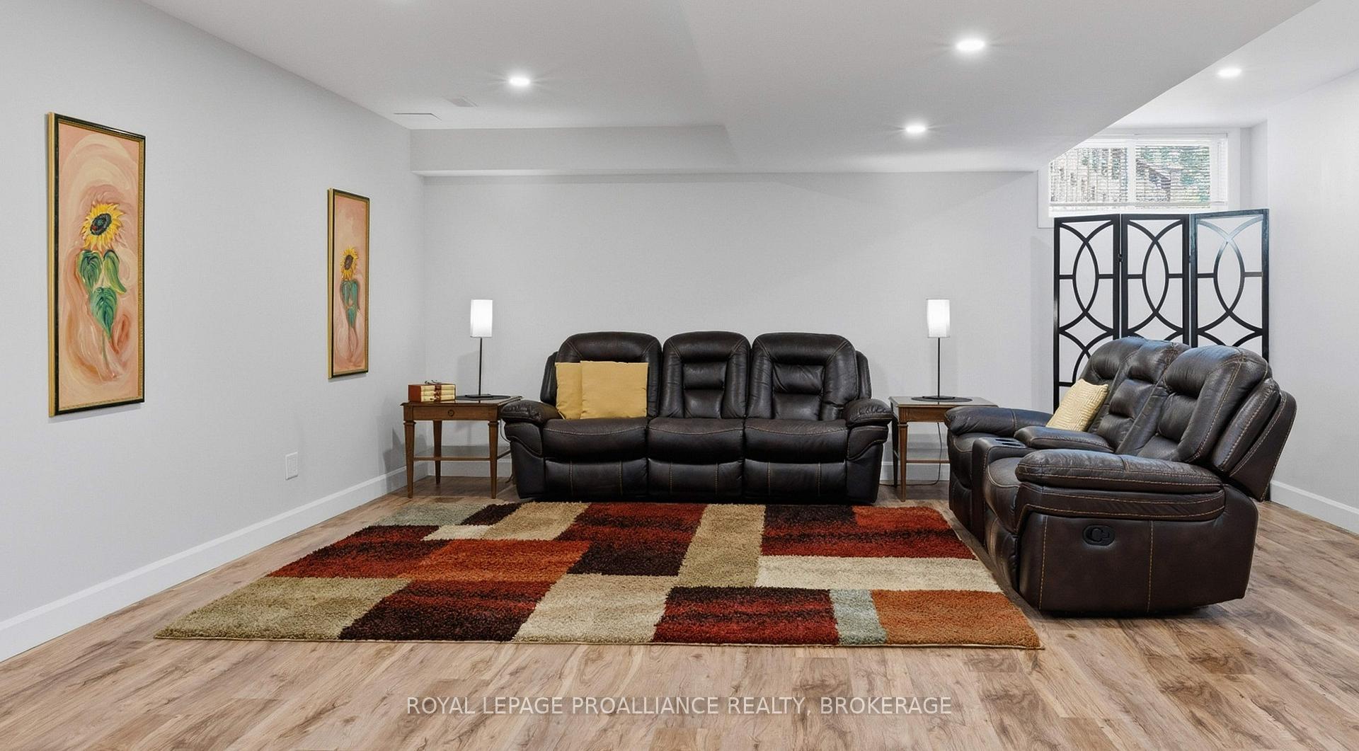 Photo 26 of 1094 Crossfield Avenue, Kingston, City Northwest — HOMEH