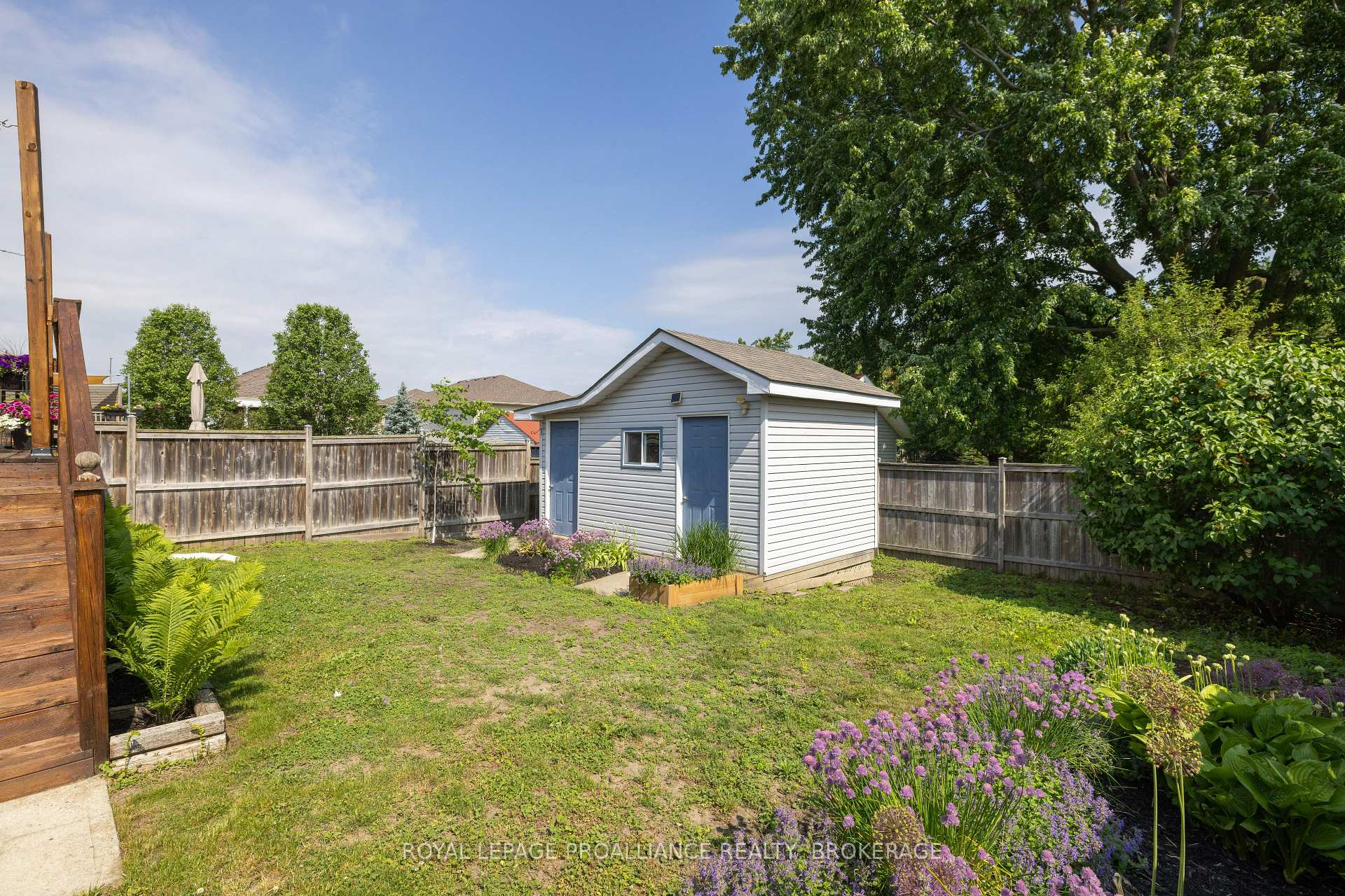 Photo 40 of 1094 Crossfield Avenue, Kingston, City Northwest — HOMEH