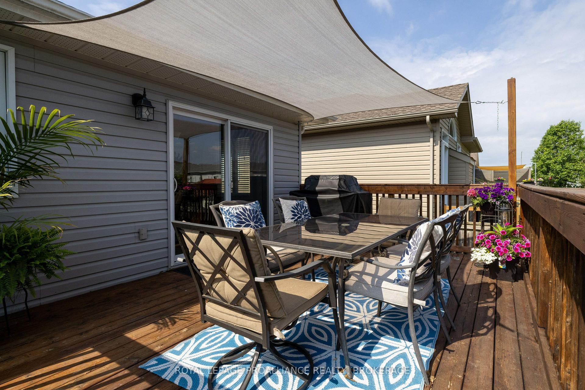 Photo 44 of 1094 Crossfield Avenue, Kingston, City Northwest — HOMEH