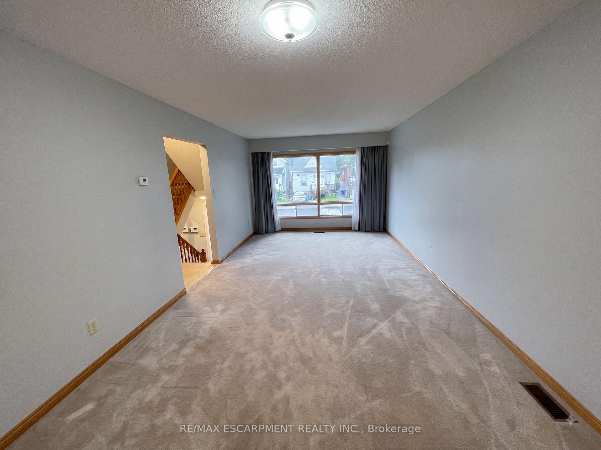 Photo 5 of 29 East 23rd Street, Hamilton, Eastmount — HOMEH