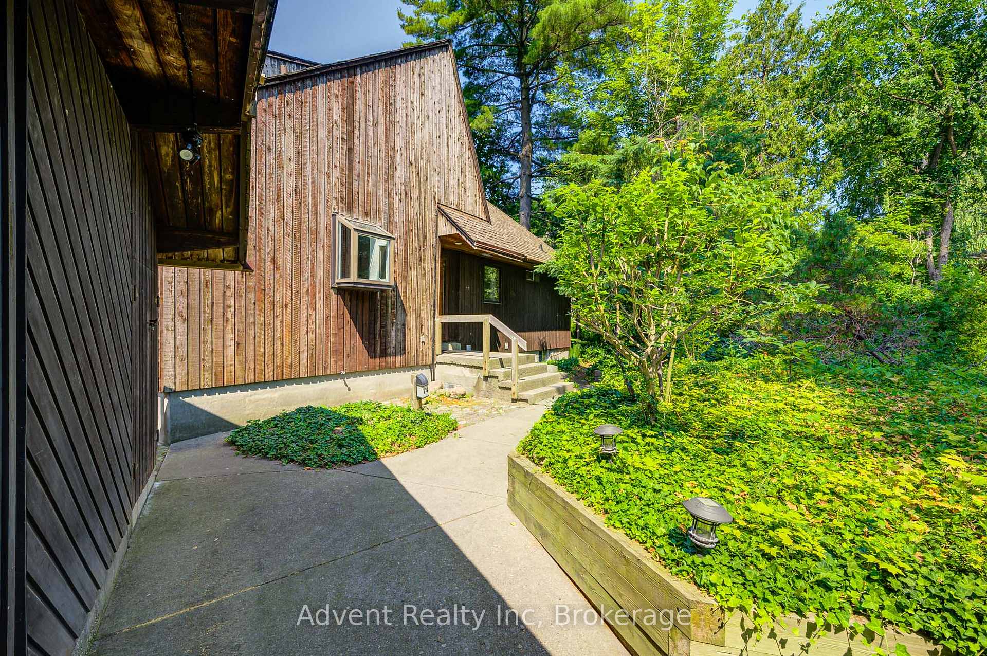 Photo 3 of 74 Don River Boulevard, North York, Lansing-Westgate — HOMEH
